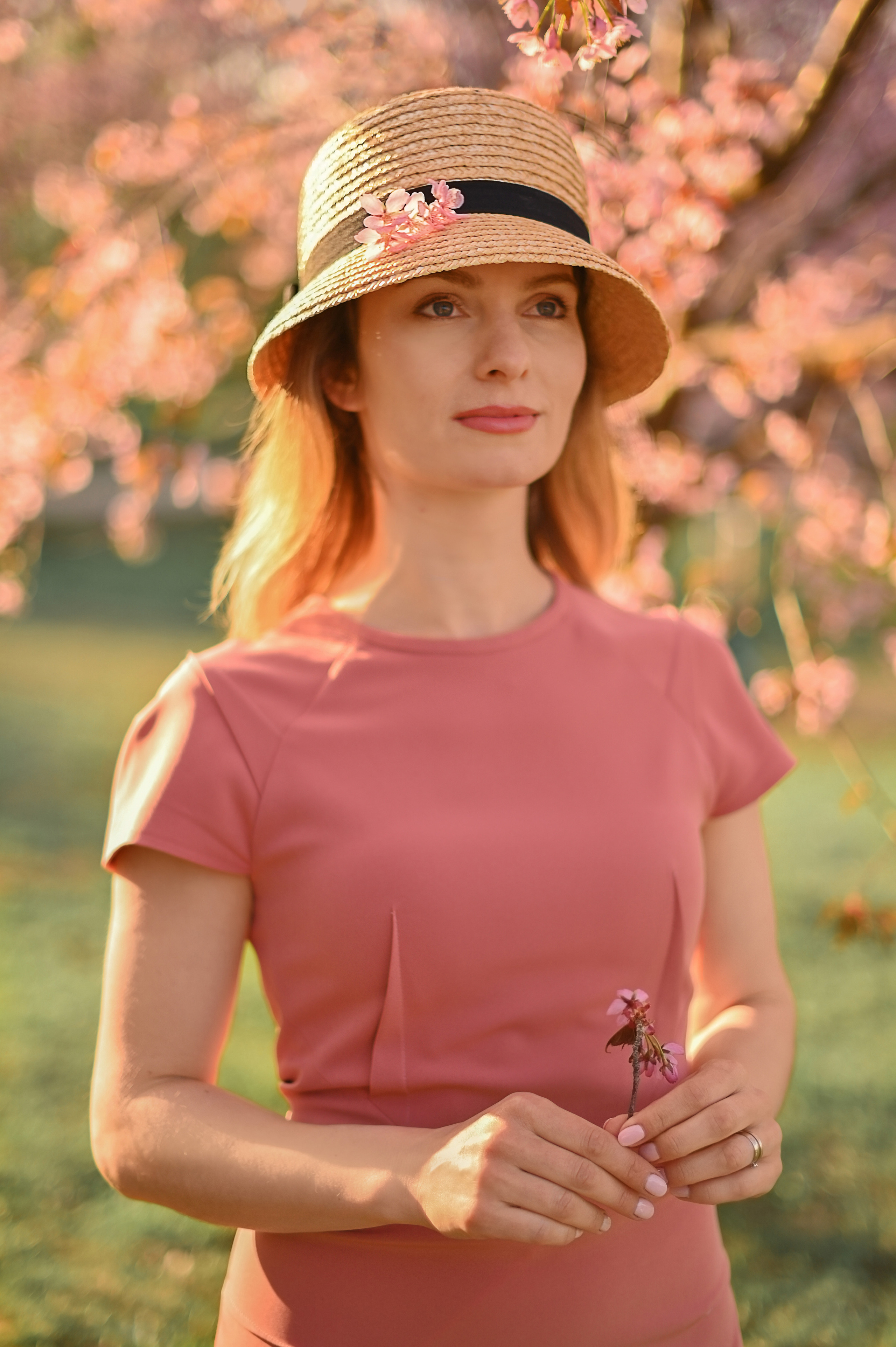 Ирина в вишне. Детский и семейный фотограф в финляндии дина пулкка. контент фотограф