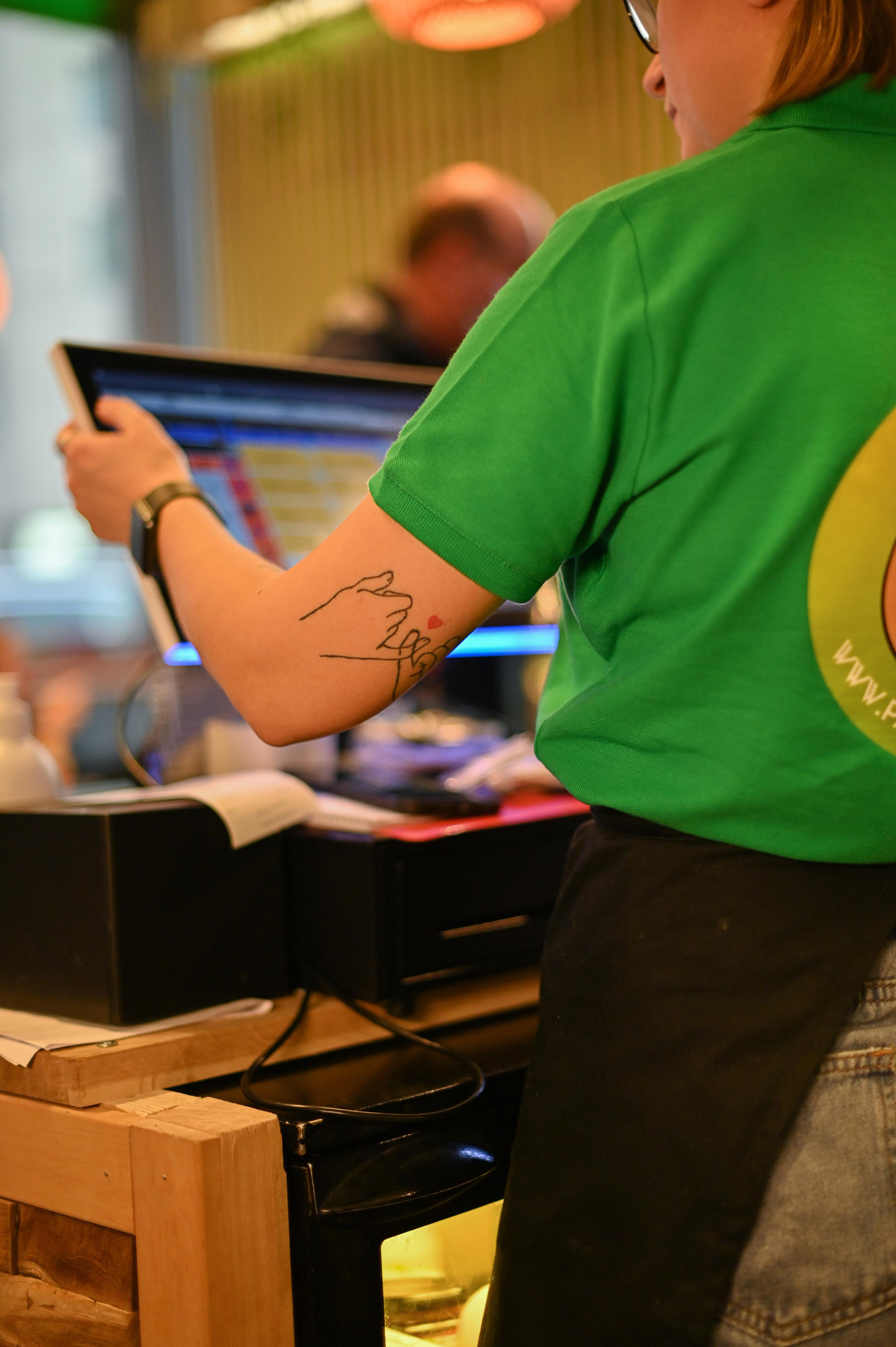 Кафе. Детский и семейный фотограф в финляндии дина пулкка. контент фотограф