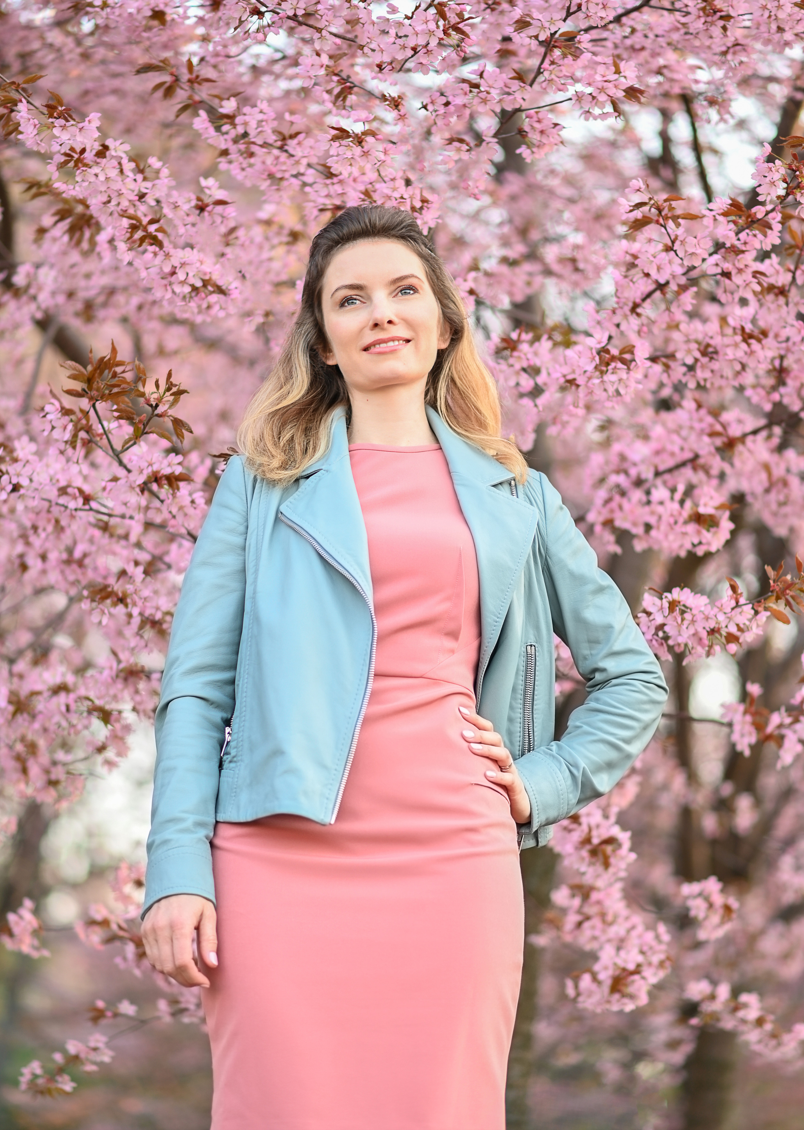 Ирина в вишне. Детский и семейный фотограф в финляндии дина пулкка. контент фотограф