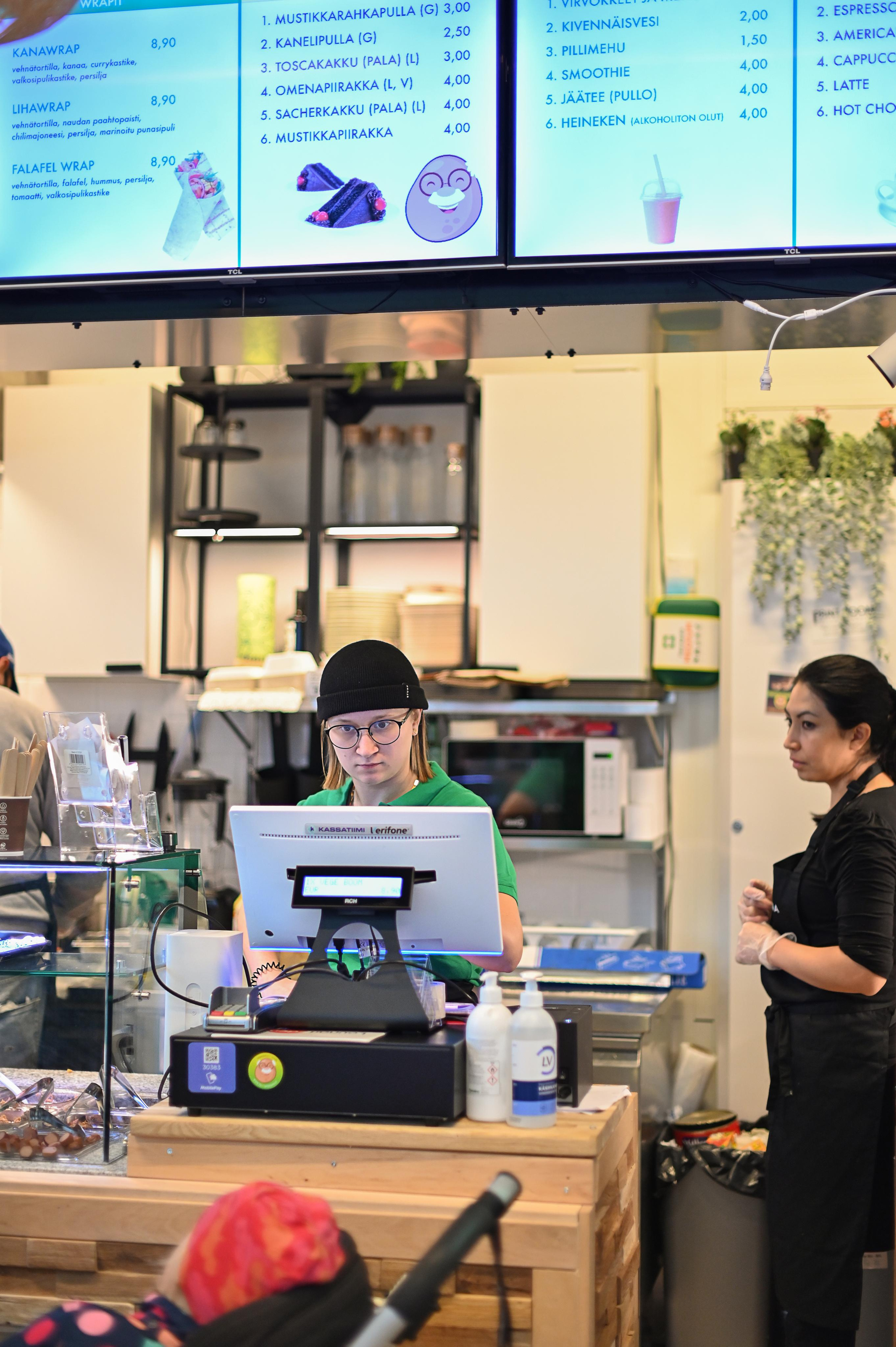 Кафе. Детский и семейный фотограф в финляндии дина пулкка. контент фотограф