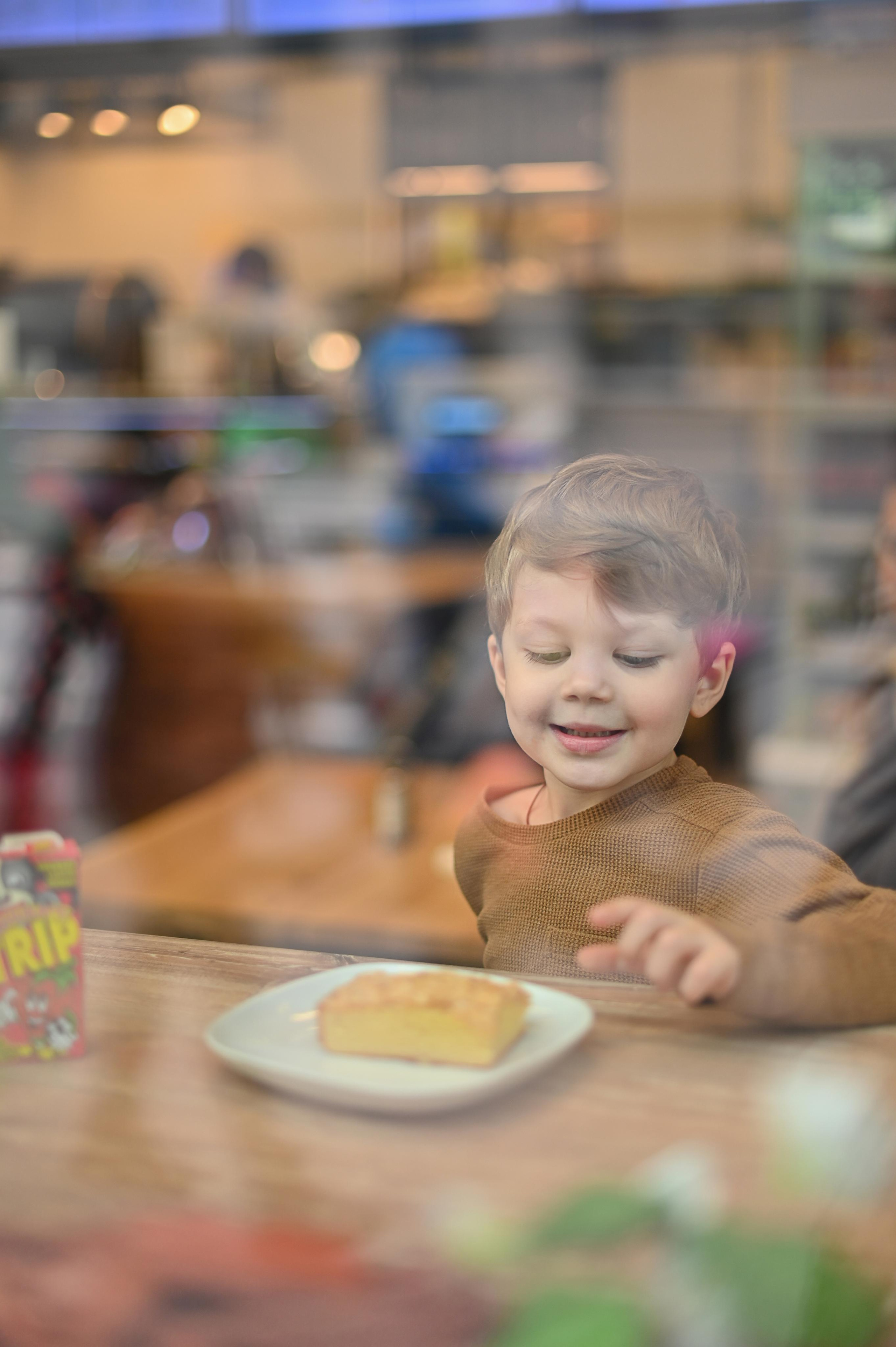 Кафе. Детский и семейный фотограф в финляндии дина пулкка. контент фотограф