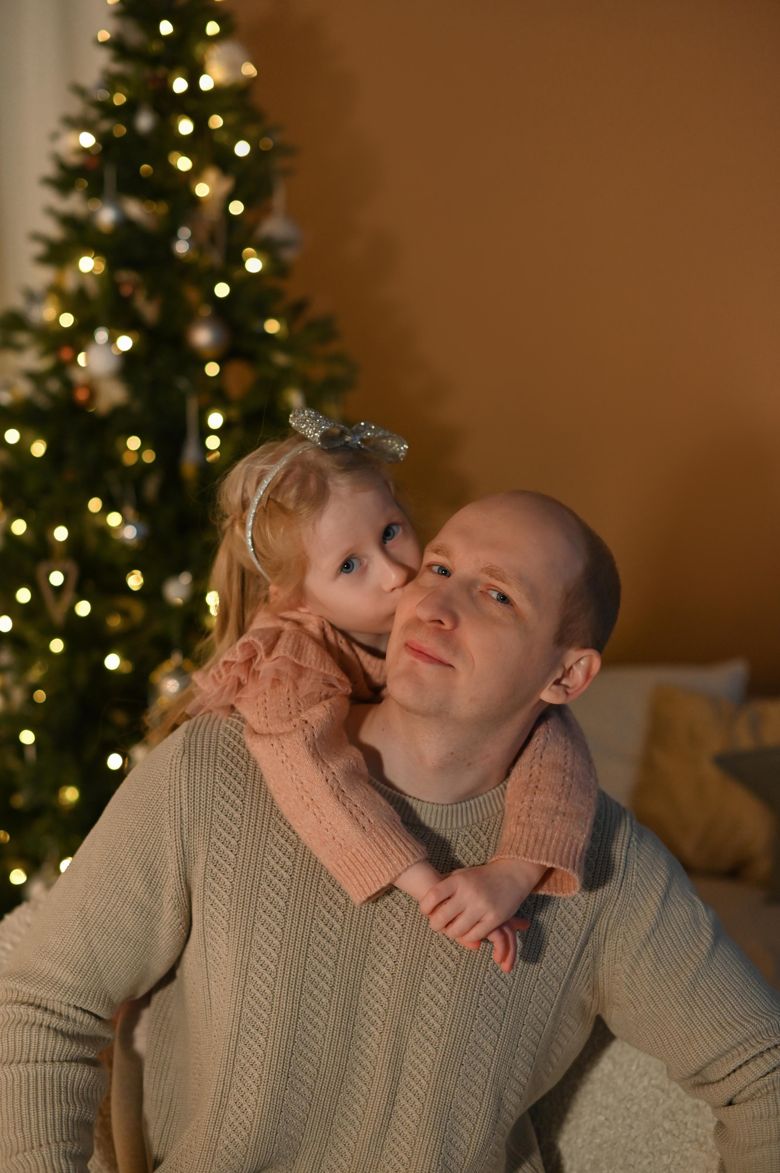 Юлия и Макс в студии. Детский и семейный фотограф в финляндии дина пулкка. контент фотограф