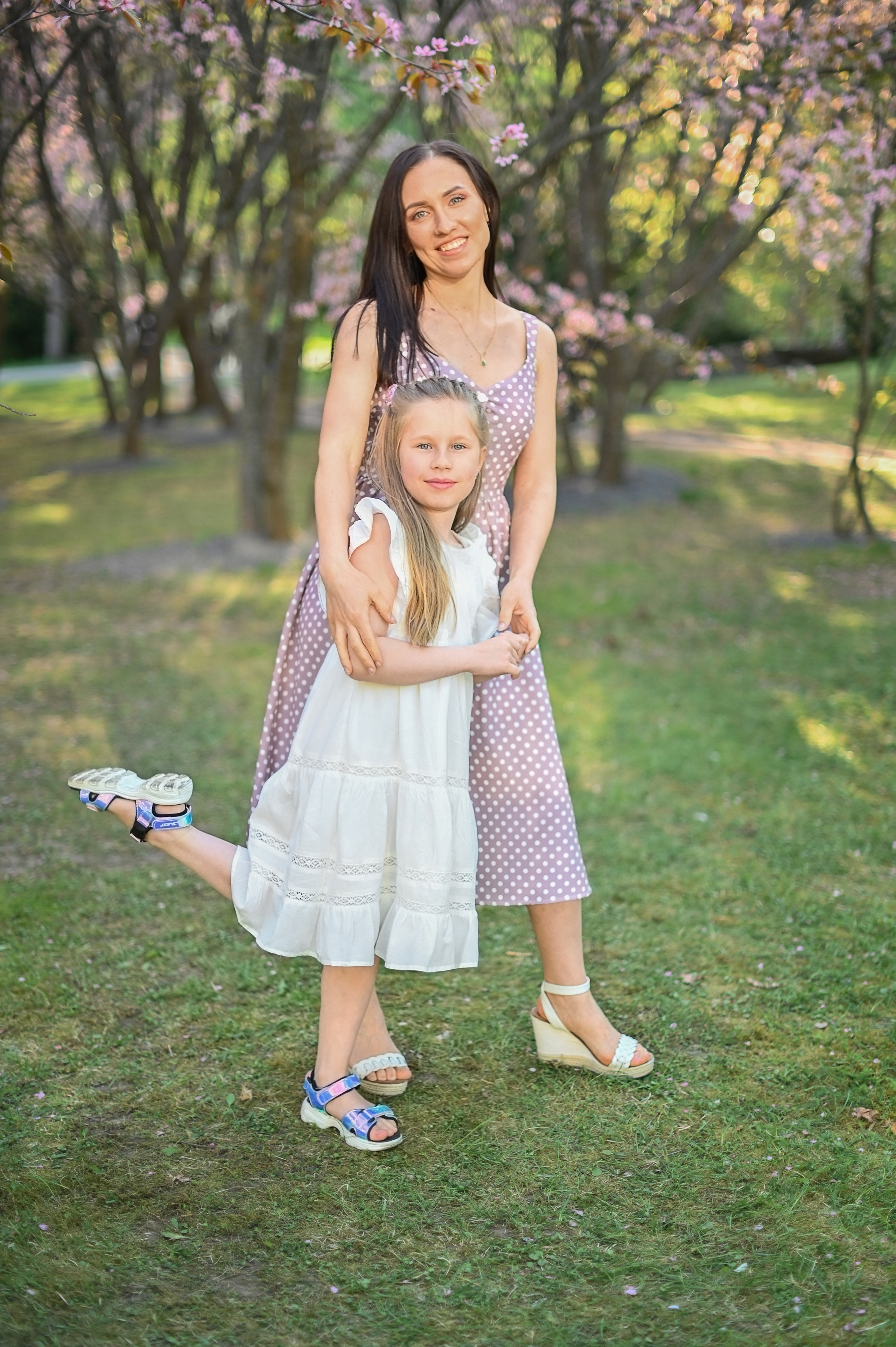 Цветение сакуры. Мама и дочь. Детский и семейный фотограф в финляндии дина пулкка. контент фотограф
