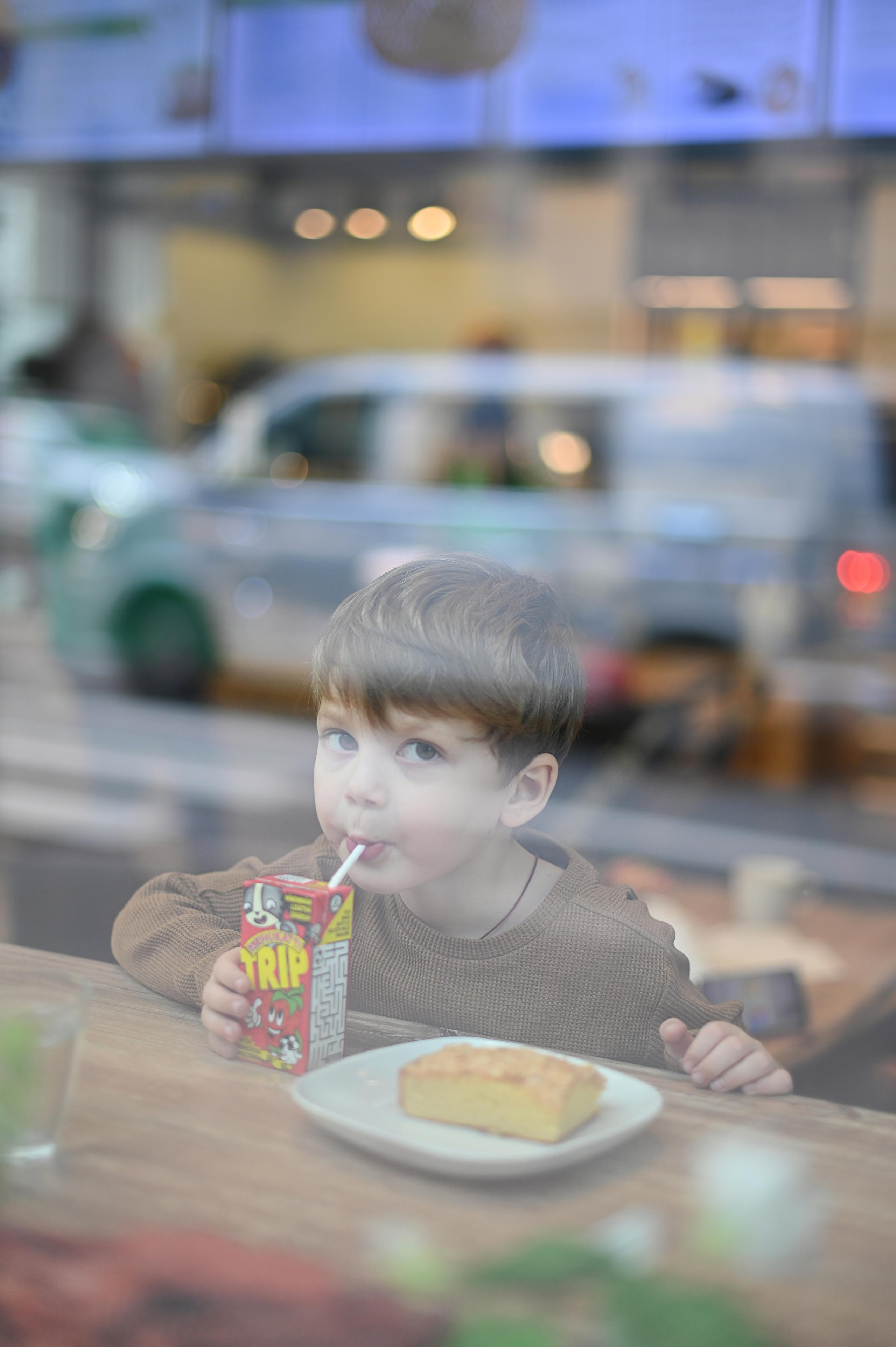 Кафе. Детский и семейный фотограф в финляндии дина пулкка. контент фотограф