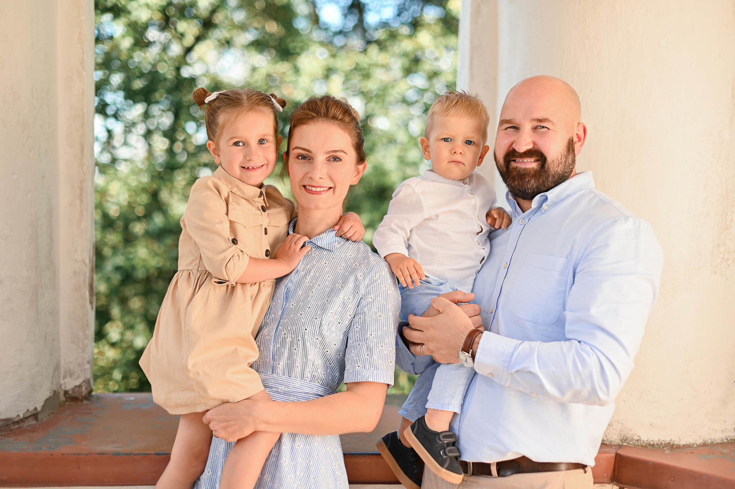 Семейная история в Kirkkonummi. Детский и семейный фотограф в финляндии дина пулкка. контент фотограф