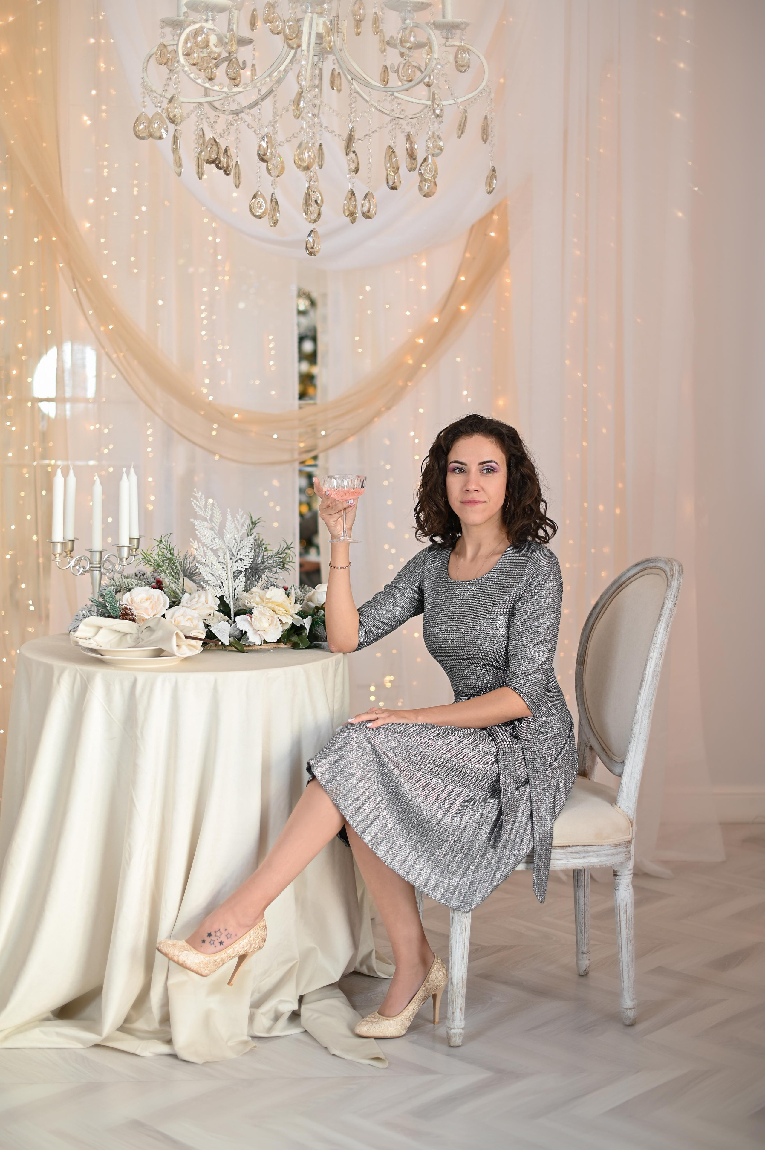 Василиса в студии. Детский и семейный фотограф в финляндии дина пулкка. контент фотограф