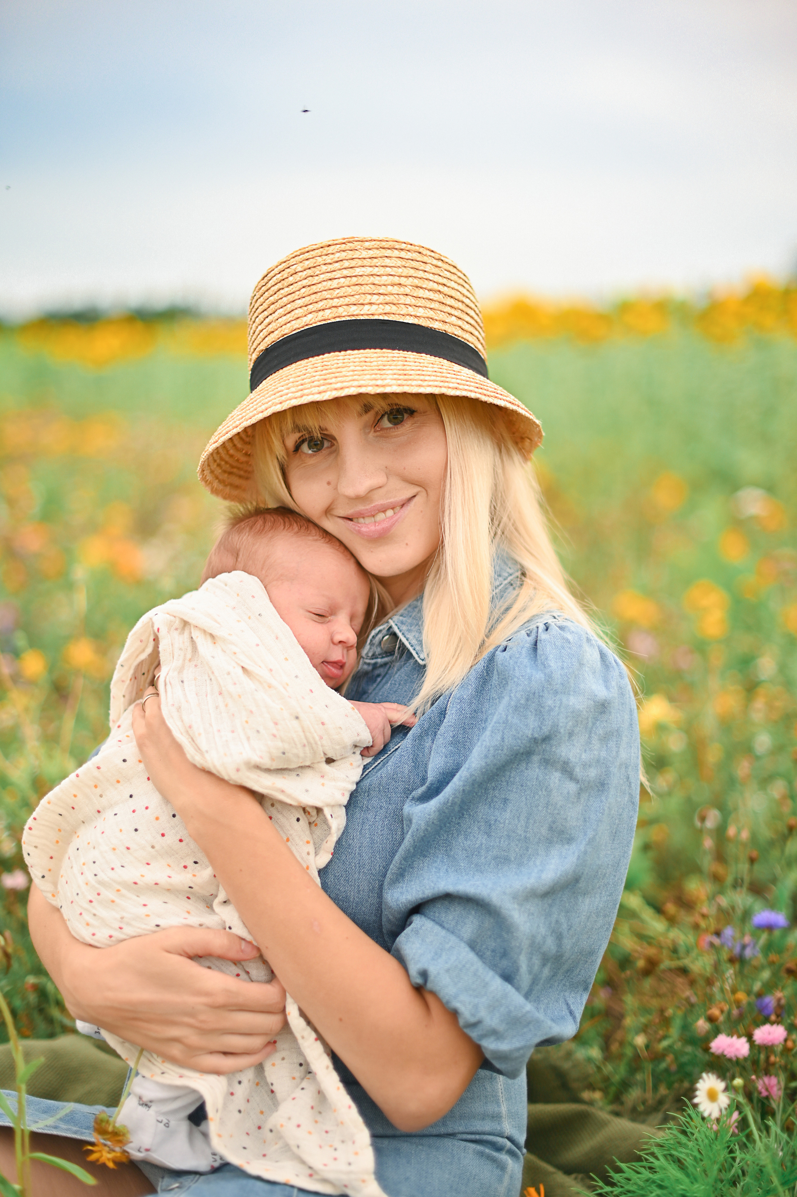 Юлия, дети и подсолнухи. Детский и семейный фотограф в финляндии дина пулкка. контент фотограф