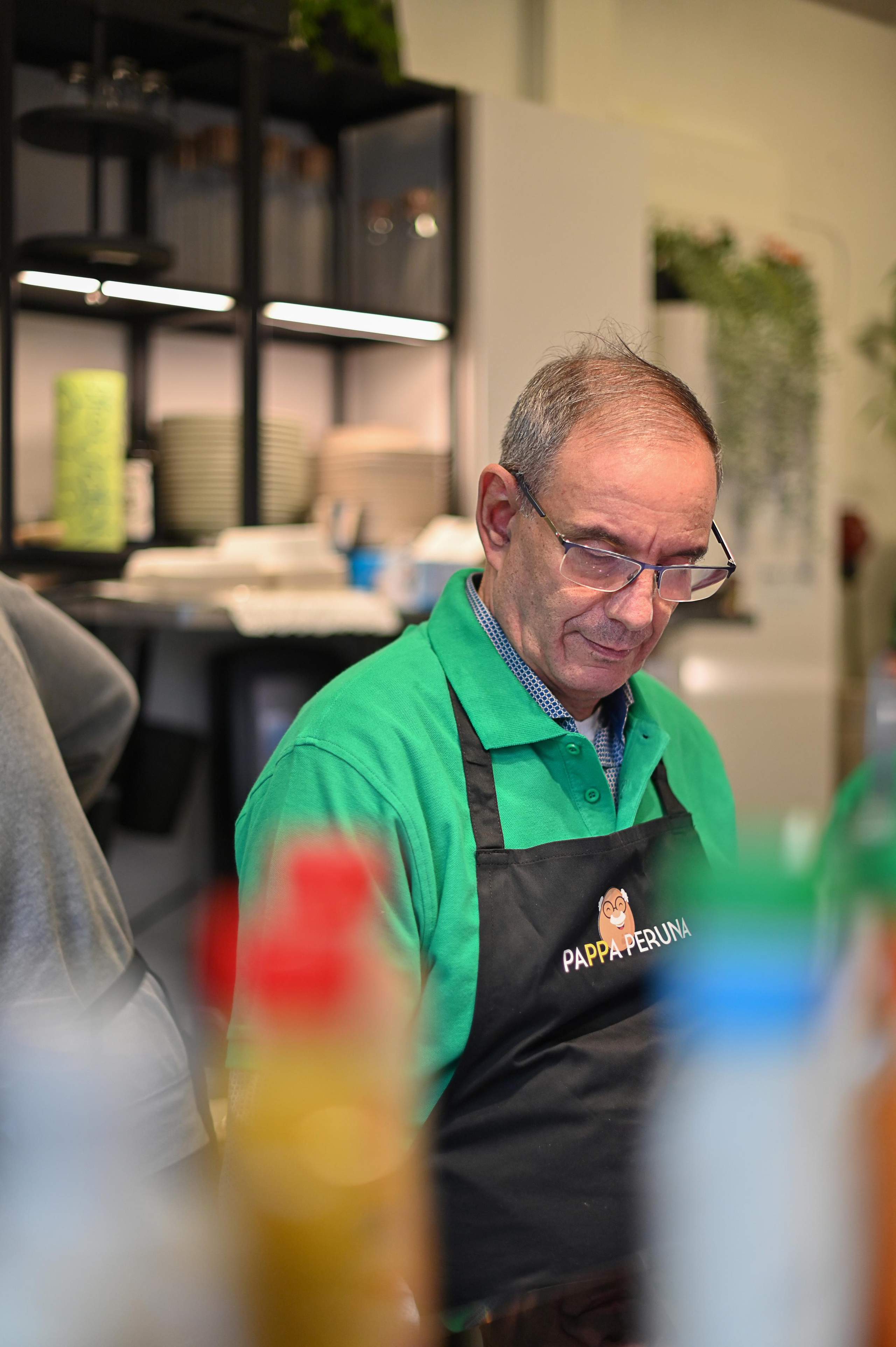 Кафе. Детский и семейный фотограф в финляндии дина пулкка. контент фотограф