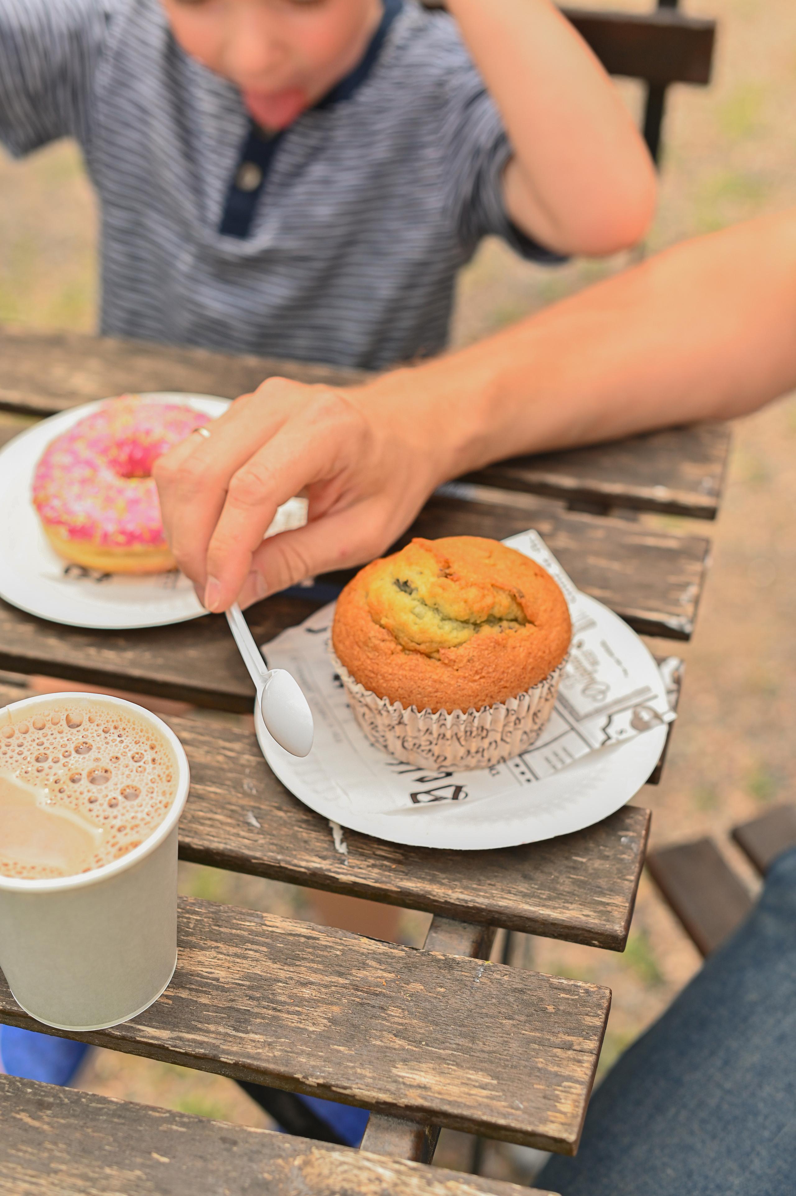 Семья в Koiramäen Pajutalli. Детский и семейный фотограф в финляндии дина пулкка. контент фотограф
