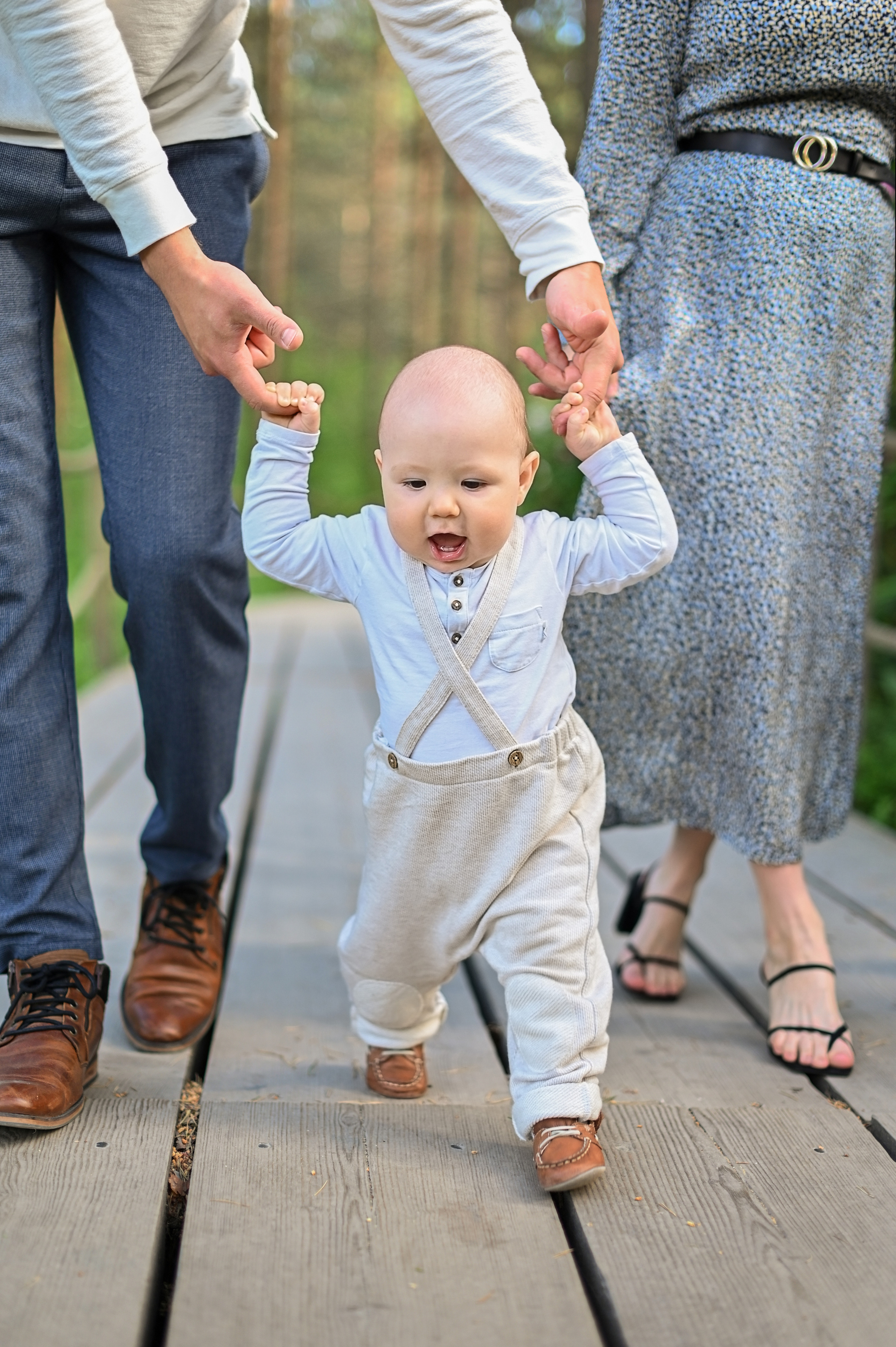 Семья в парке Рододендронов. Детский и семейный фотограф в финляндии дина пулкка. контент фотограф