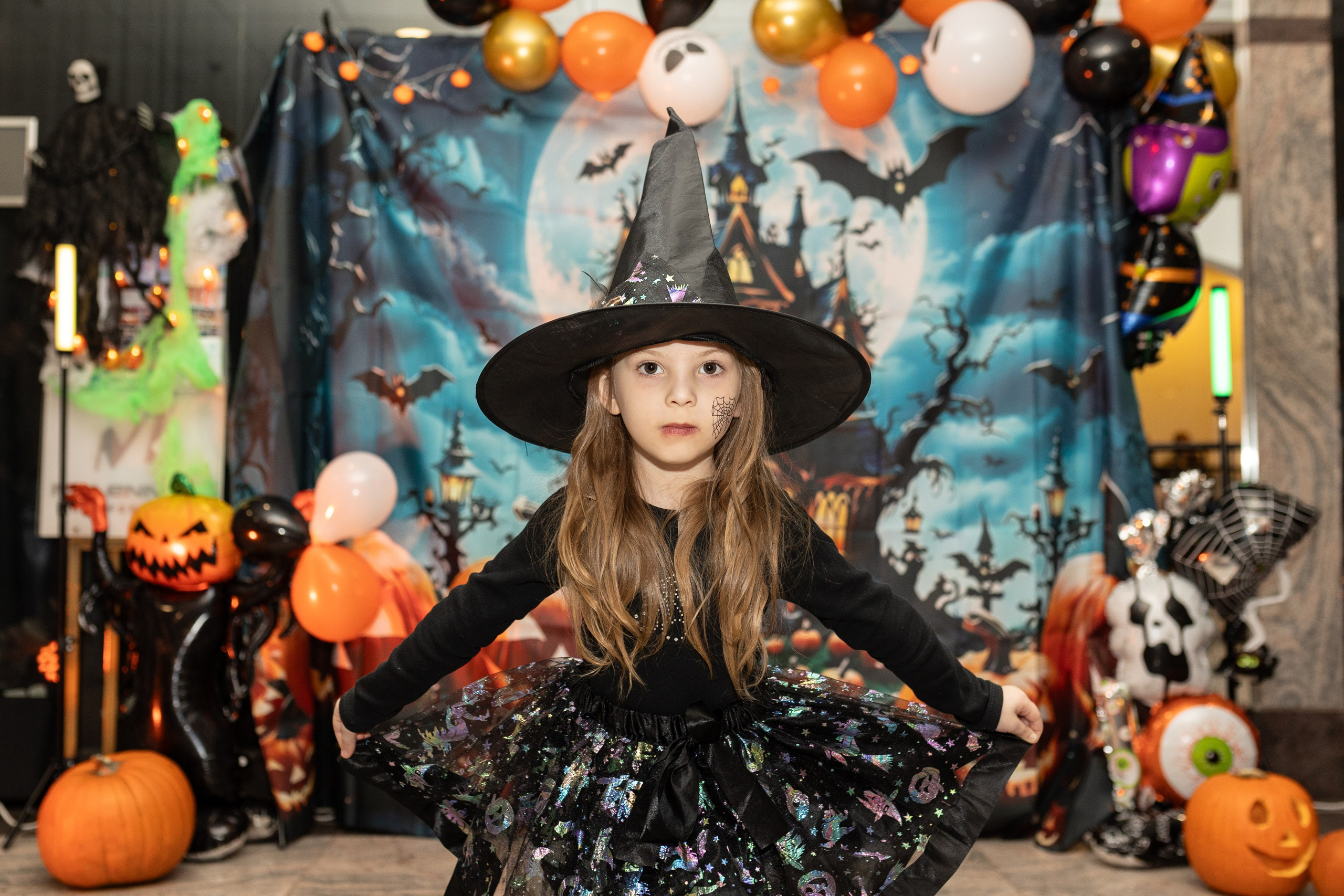 Leo dance studio Helloween 2025. Семейный и детский фотограф в Варшаве Мила Бобровская