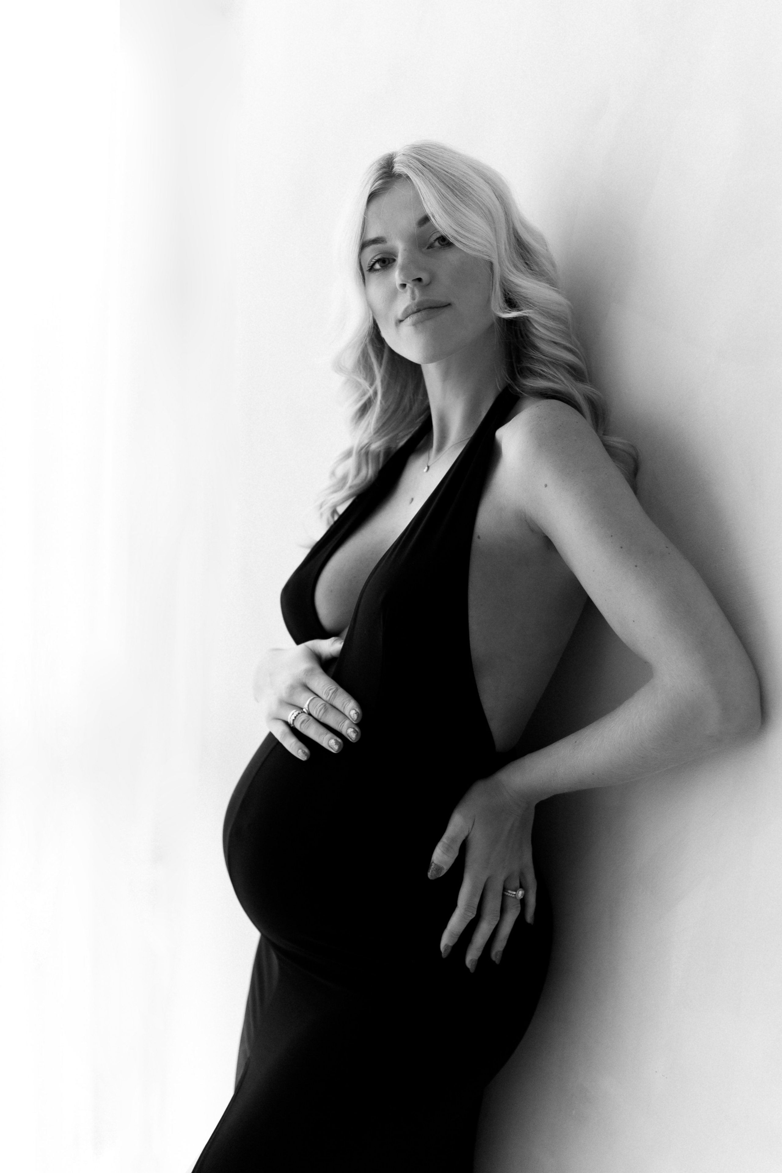 Pregnancy. Photographer in Milton Keynes, Northampton & London — Wedding, Family & Portrait Photography