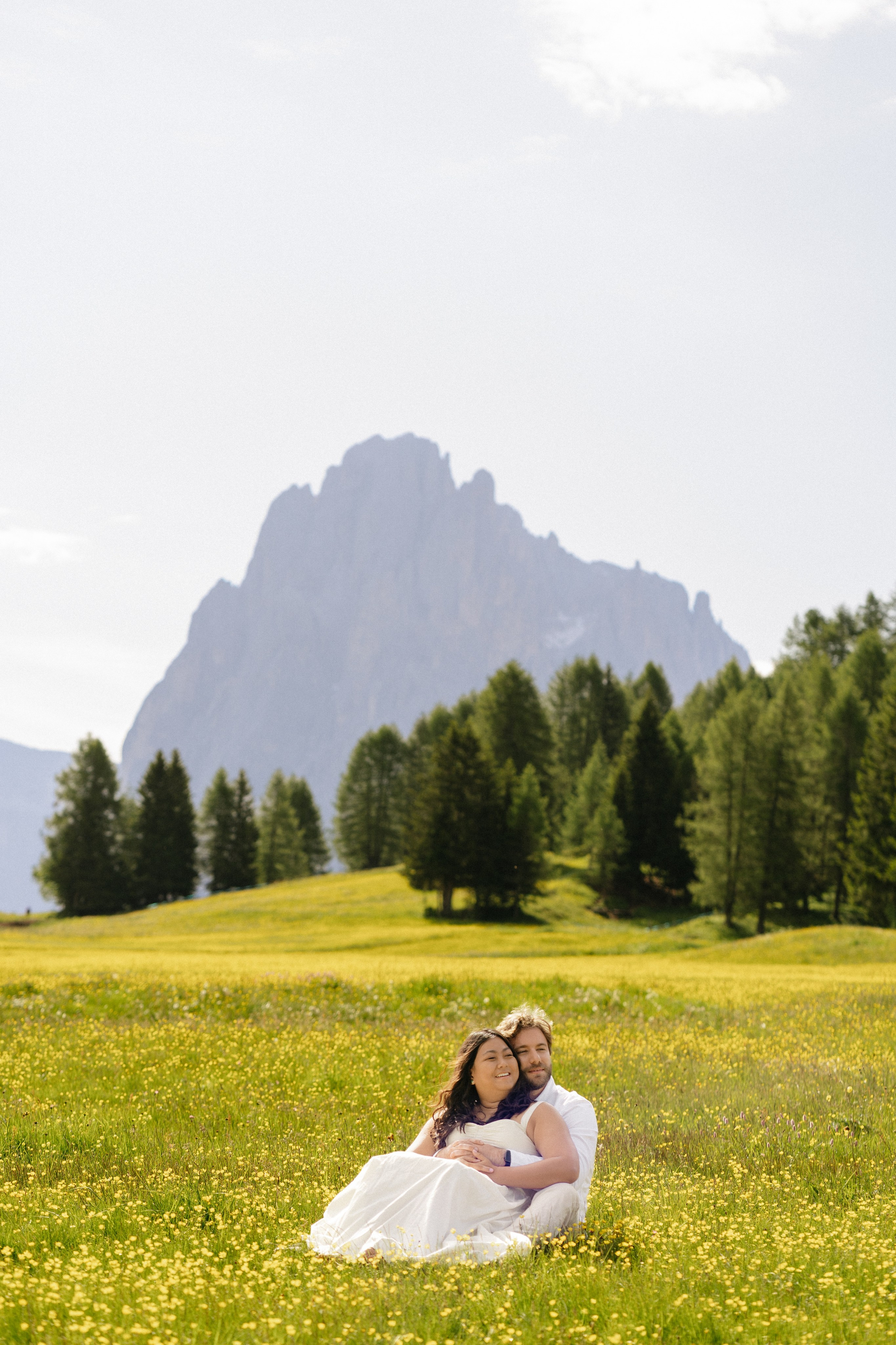 Engagement photography session at Alpe di Siusi in the heart of the Italian Dolomites