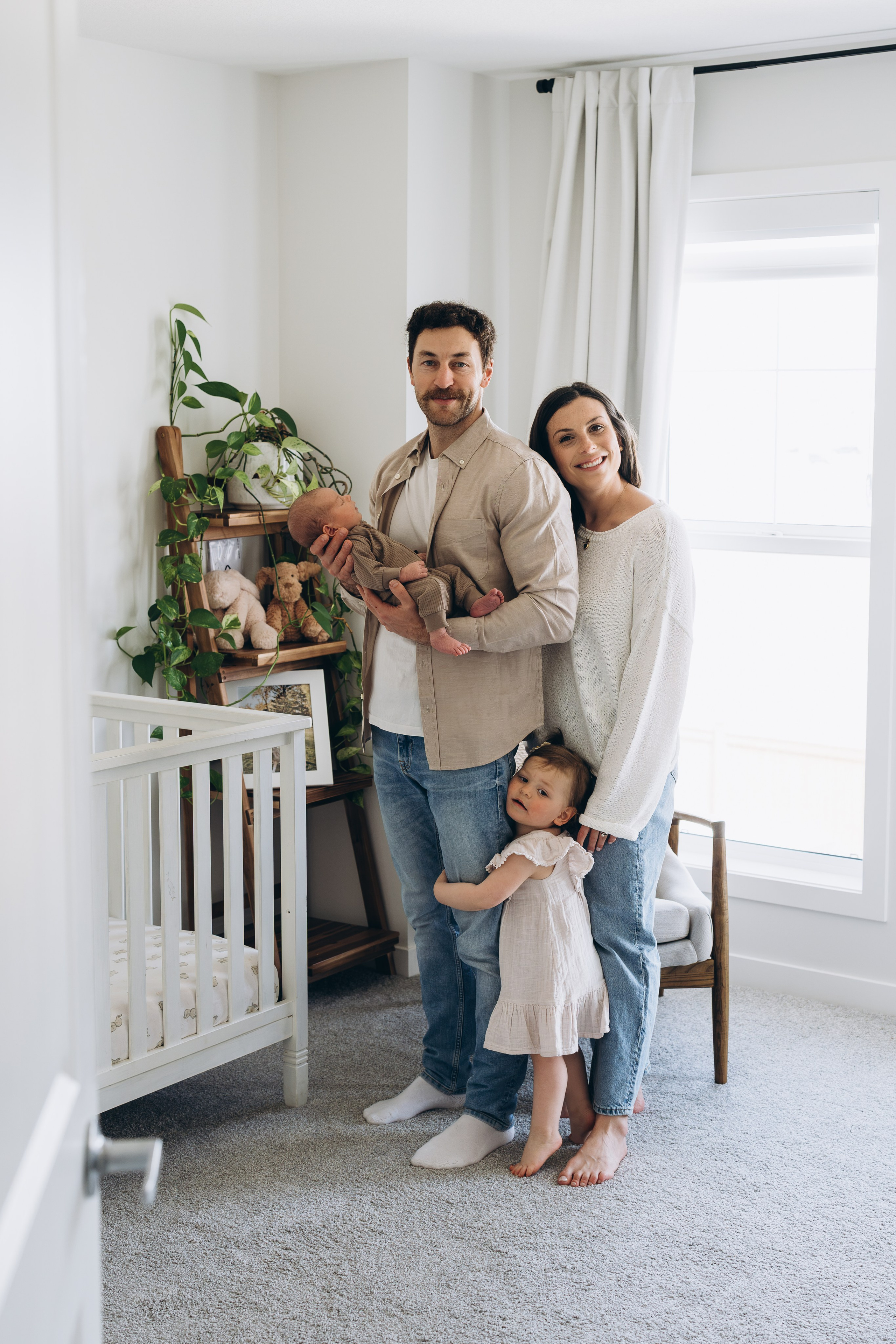 Jess & Fam #2. Calgary Wedding & Lifestyle Photographer — Yevhen Polishchuk