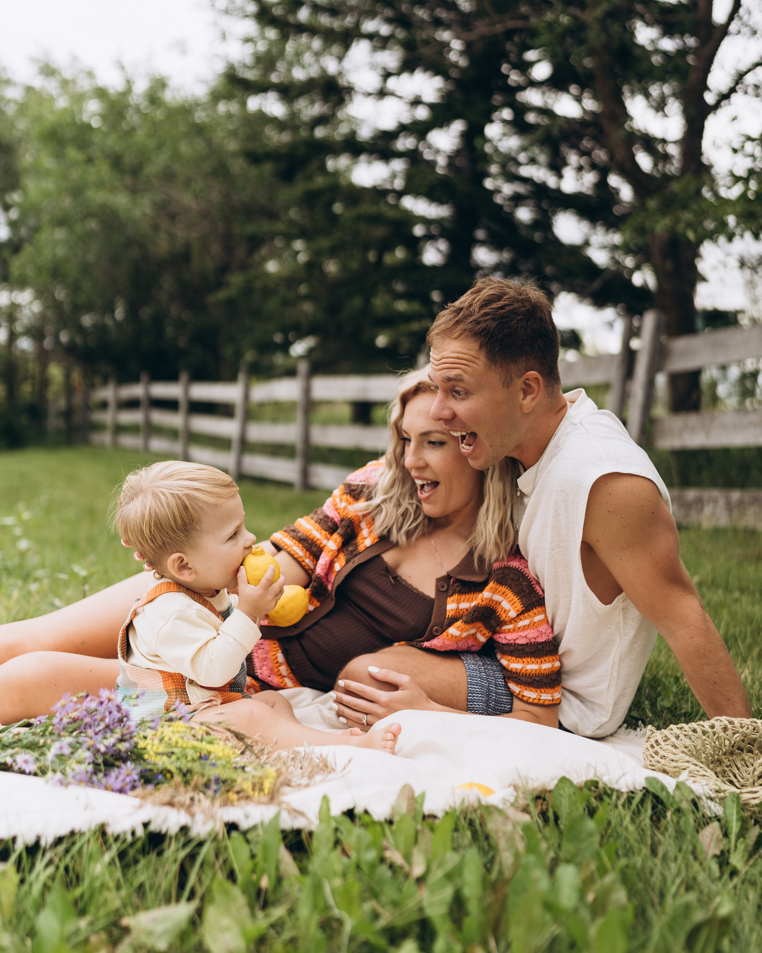 Roksolana & fam. Calgary Wedding & Lifestyle Photographer — Yevhen Polishchuk