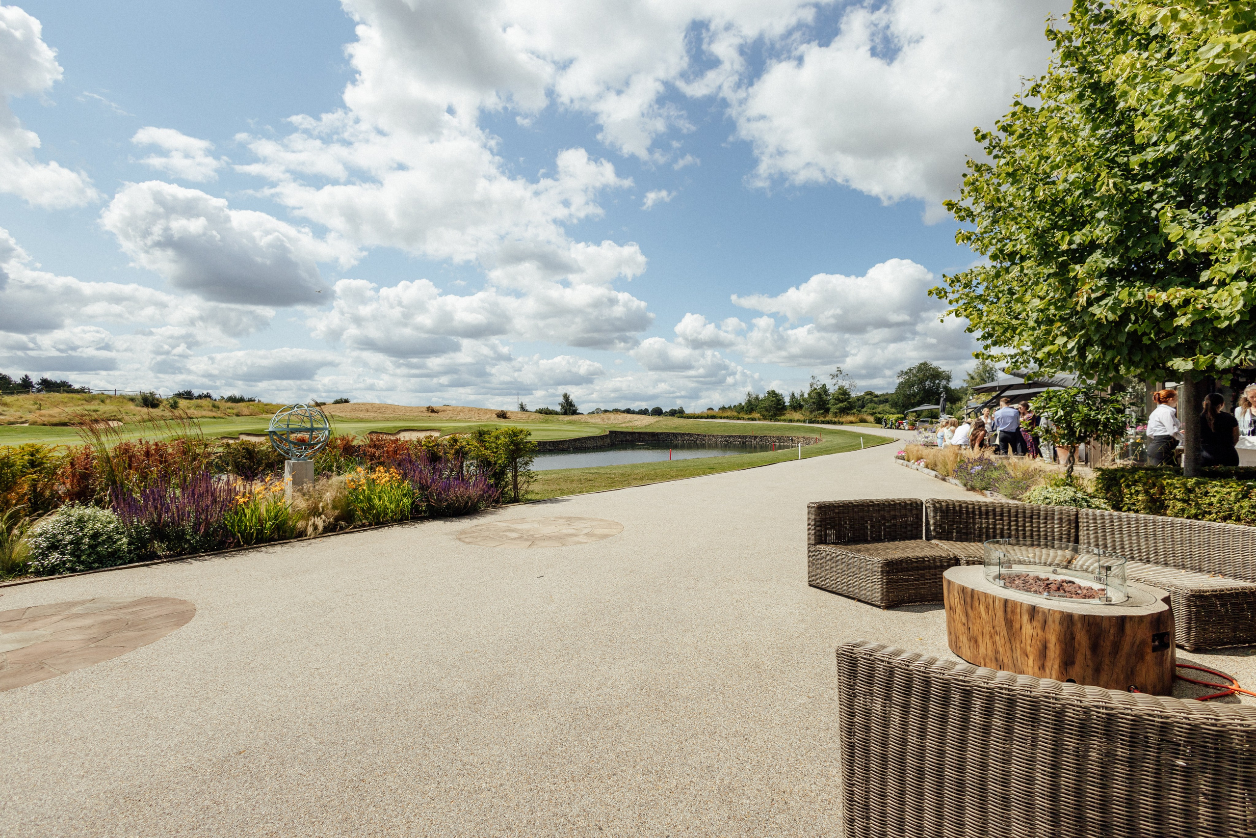 Elegant Wedding Photo Gallery in Hertfordshire. Timeless Wedding & Event Photography from London to the world