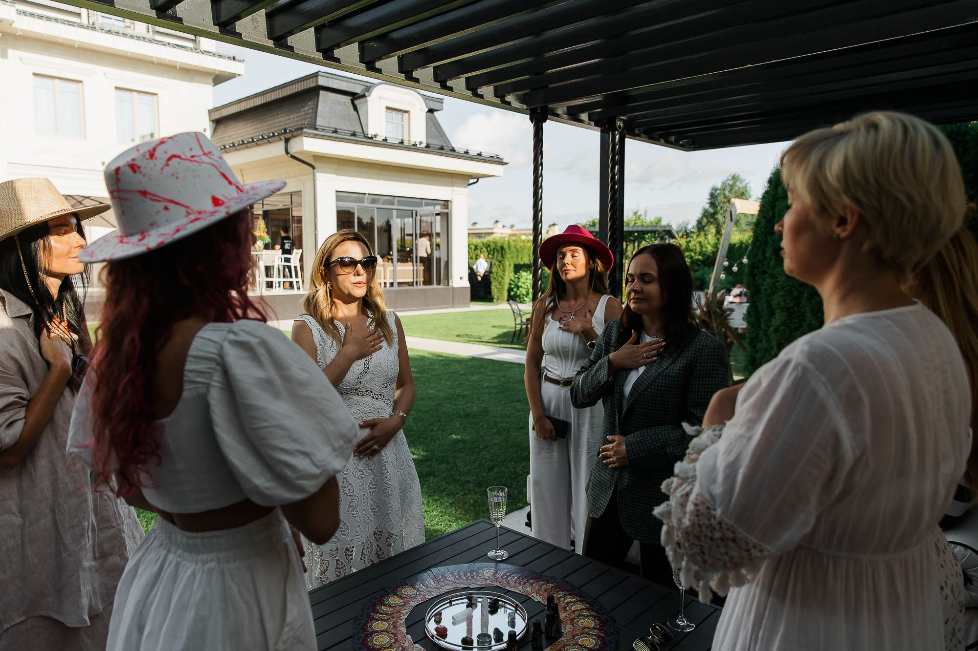 Elizabeth. Tanya Bogdan | Cornwall | Devon | UK Wedding Photographer