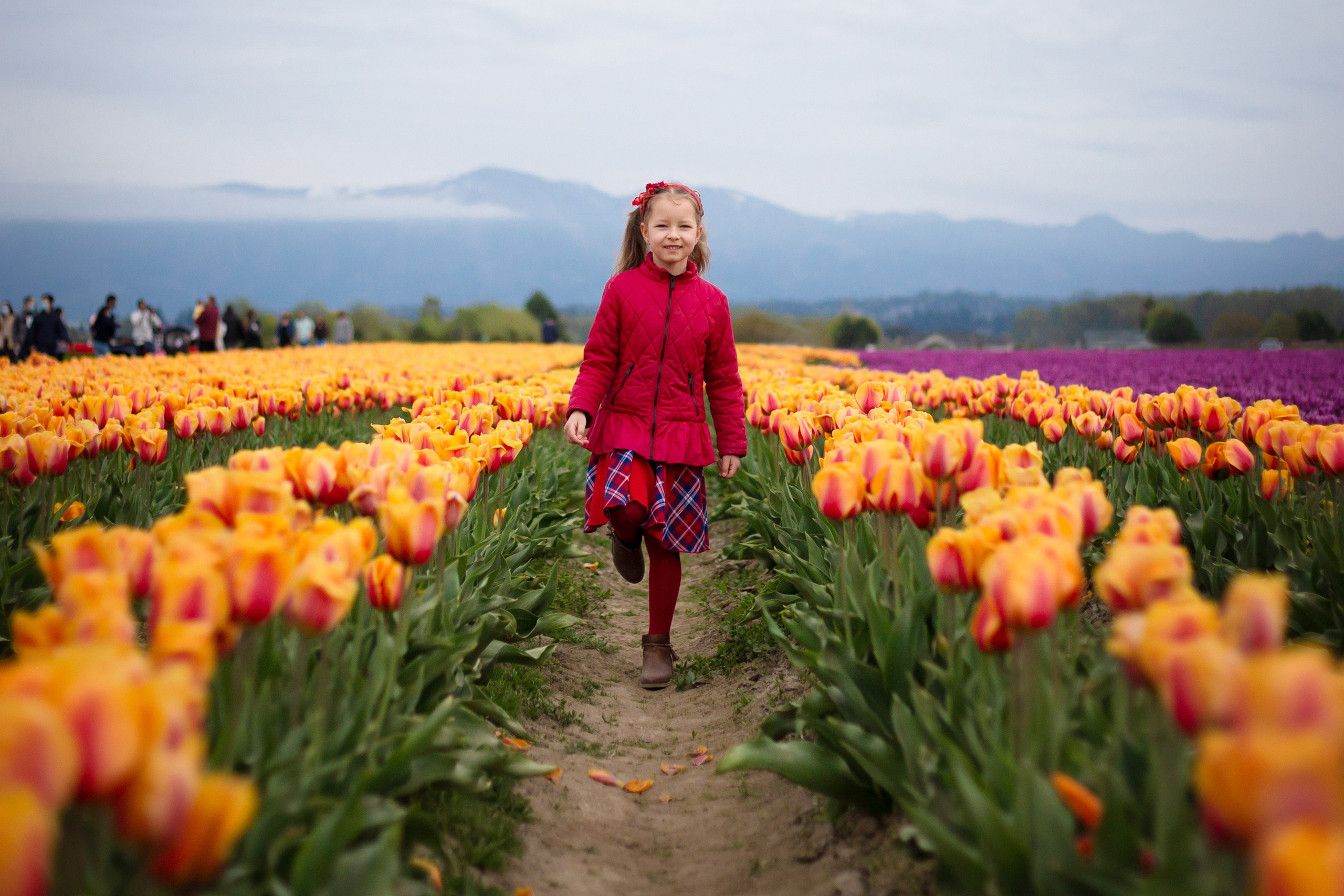 Spring. YuAnna studio. Family & Kids Photographer in Seattle area, located in