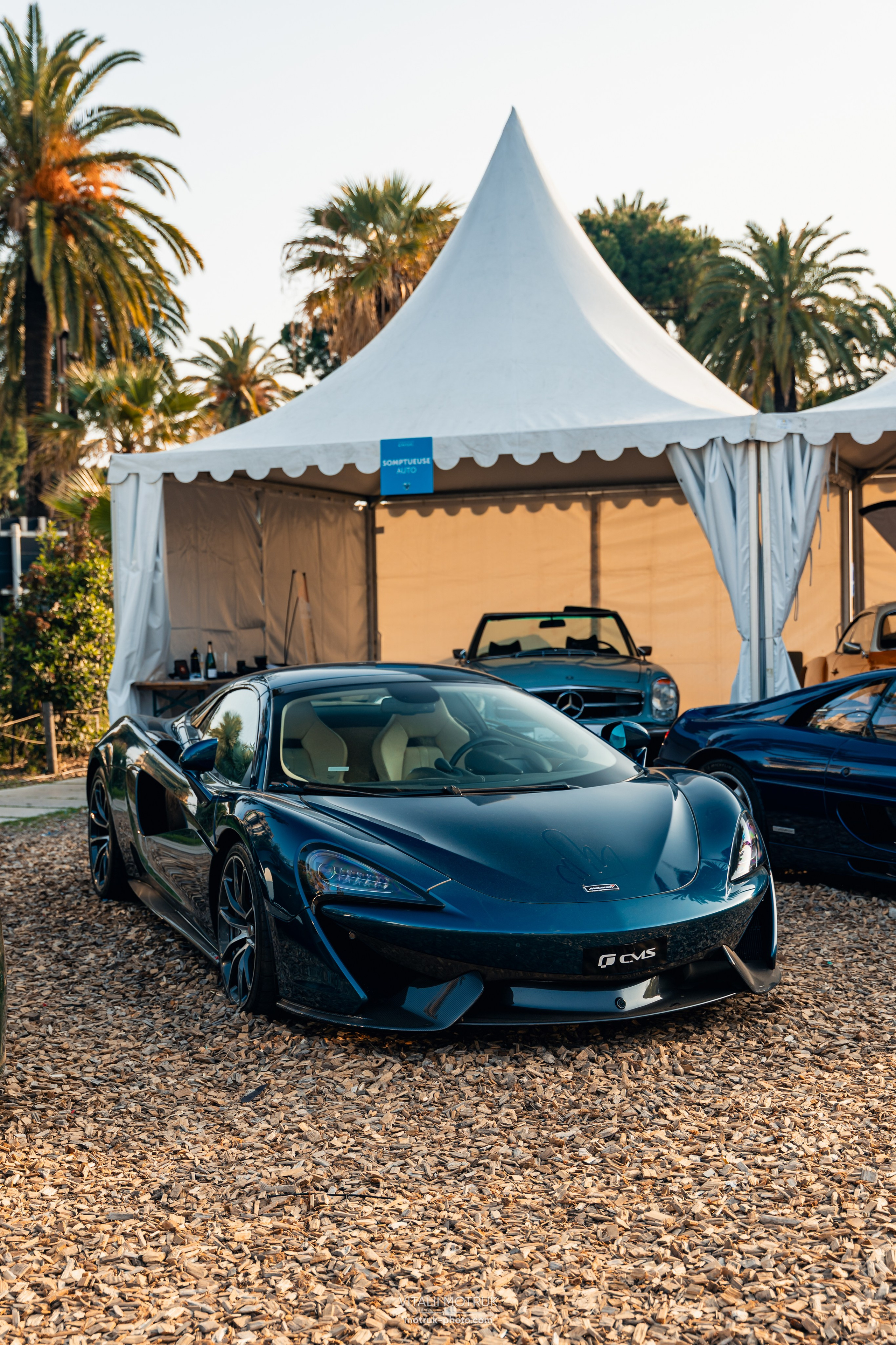 Legends de Nice. Photographe de voitures à Paris — Vitalii Motruk