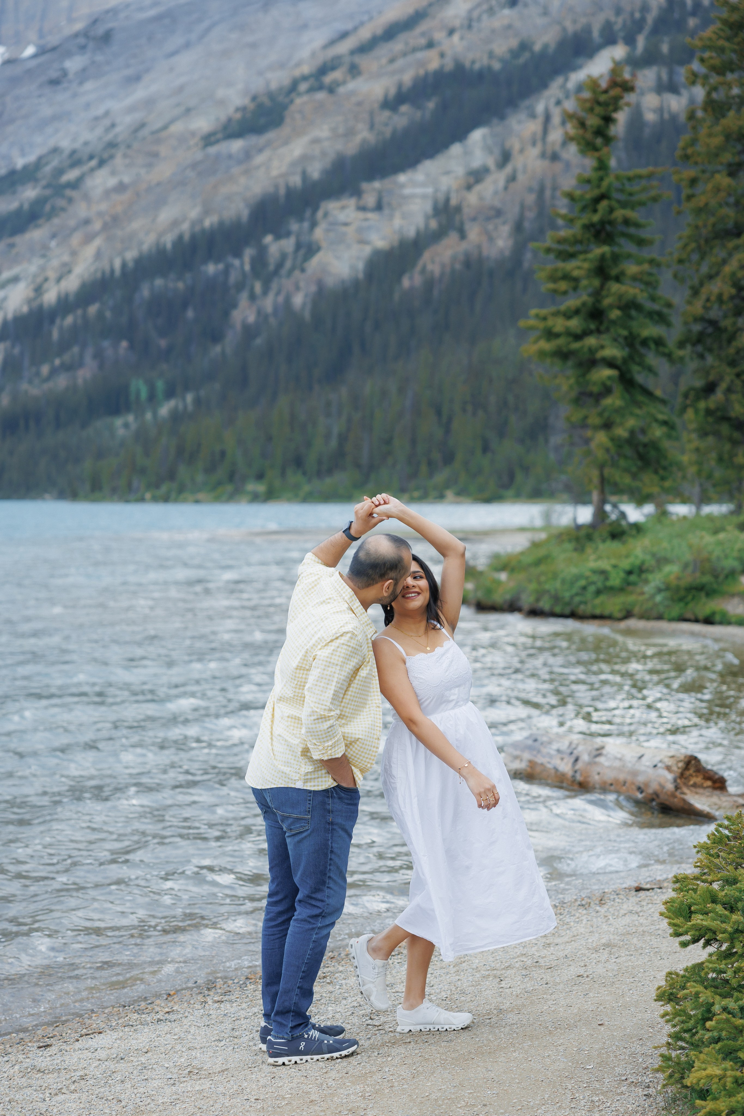 Mountain maternity shoot. Home
