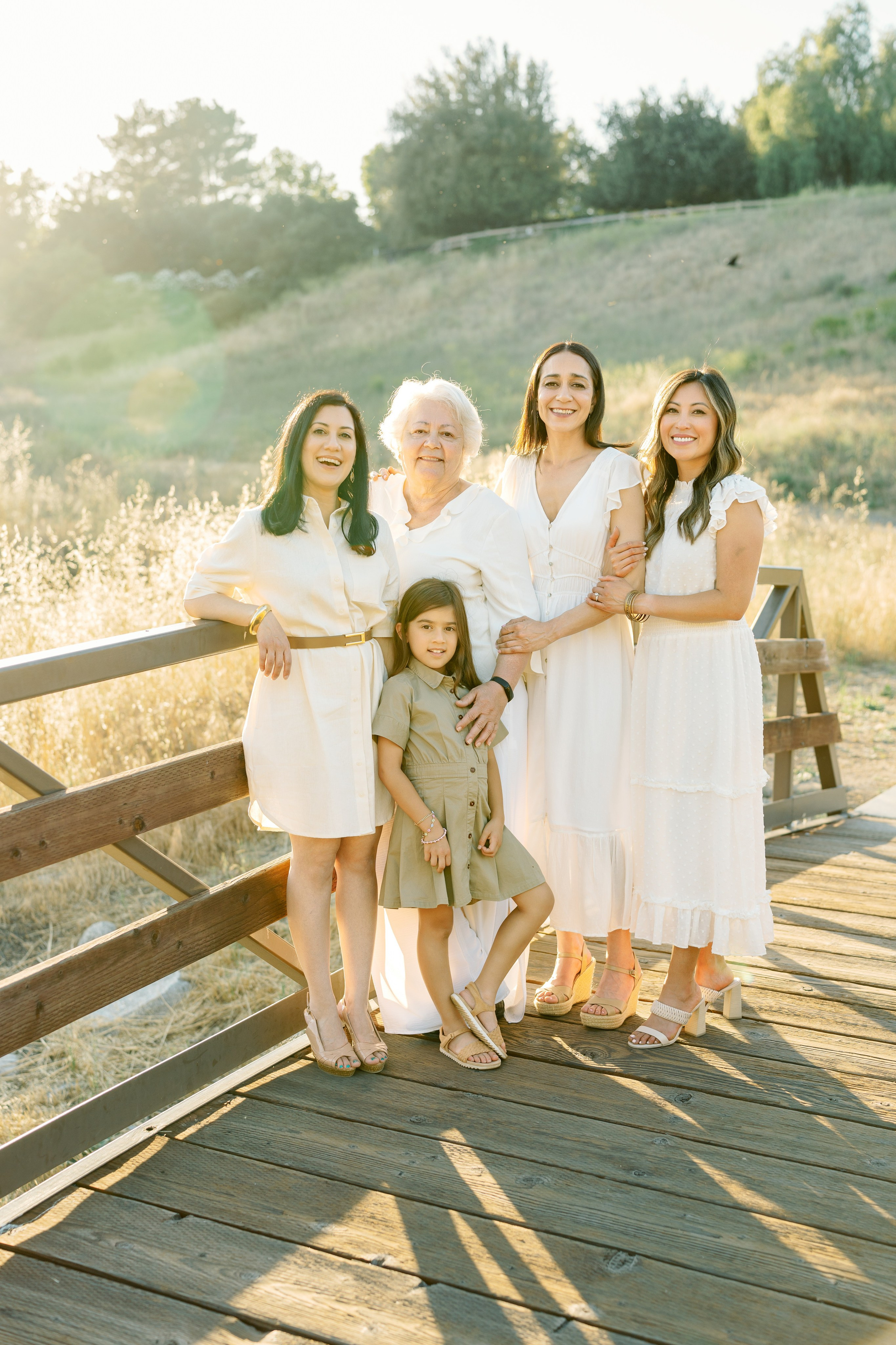 California, Los Angeles, Santa Clarita Family Photoshoot. Wedding Photography & Videography Team in California, Los Angeles, San Francisco, San Diego and Travel