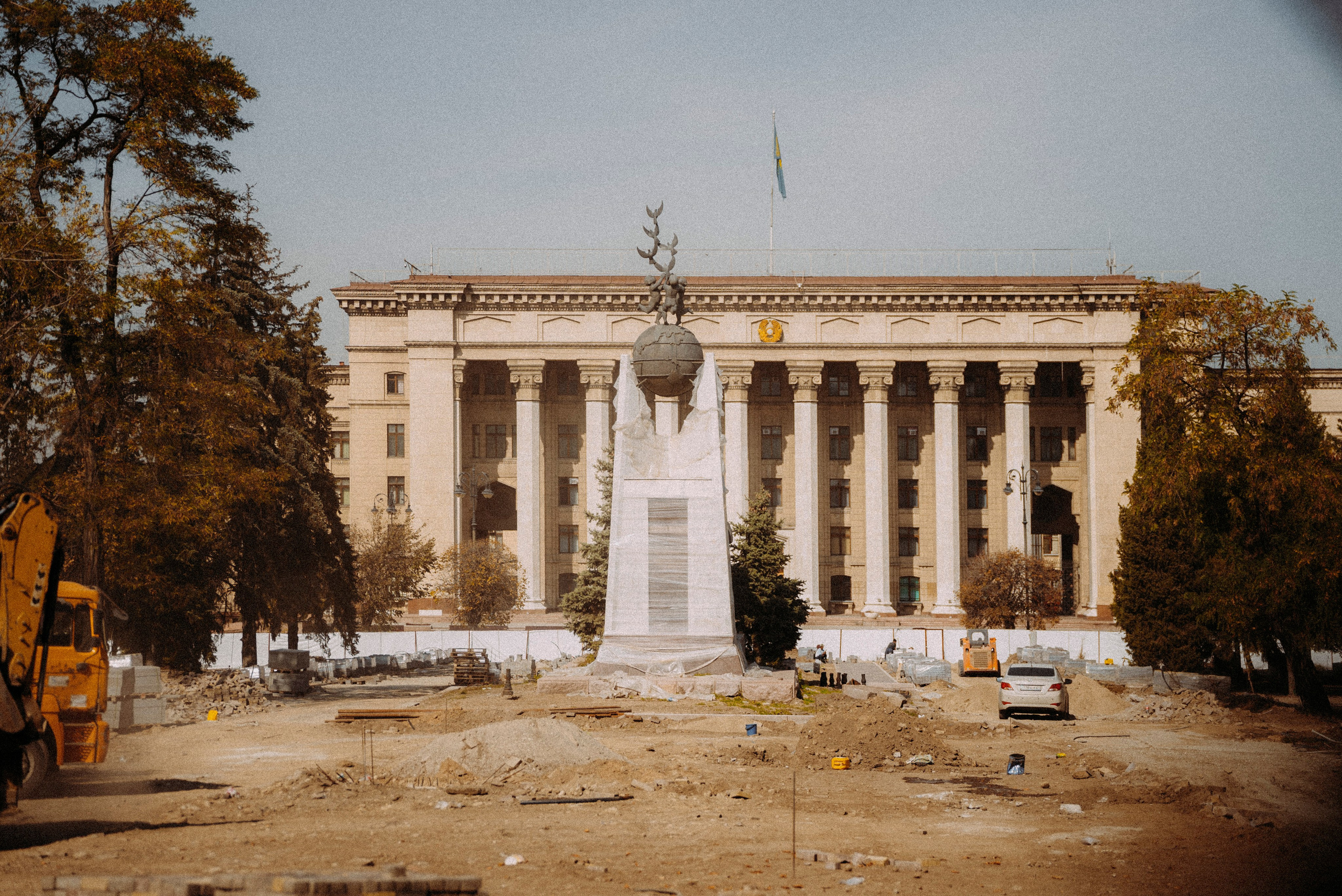 КАЗАХСТАН. Стрит-фотография, полная абсурда, идиотизма и красоты