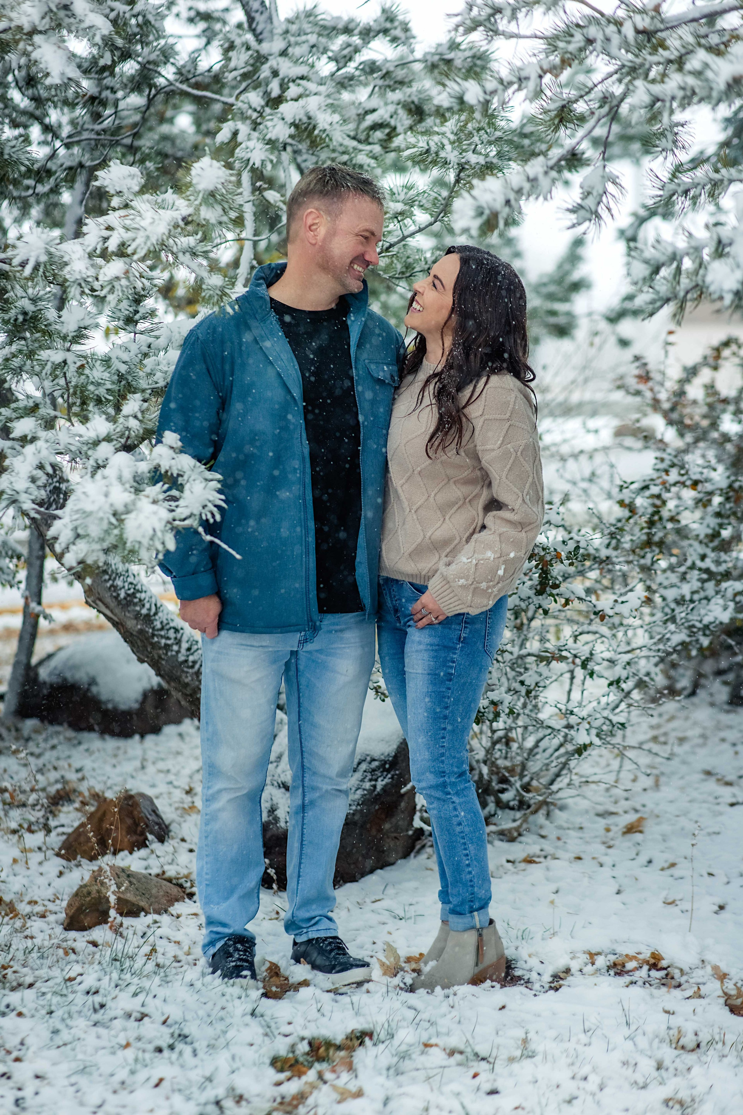 Cassidee. Wedding photographer Utah. Weddings, Families, Portraits