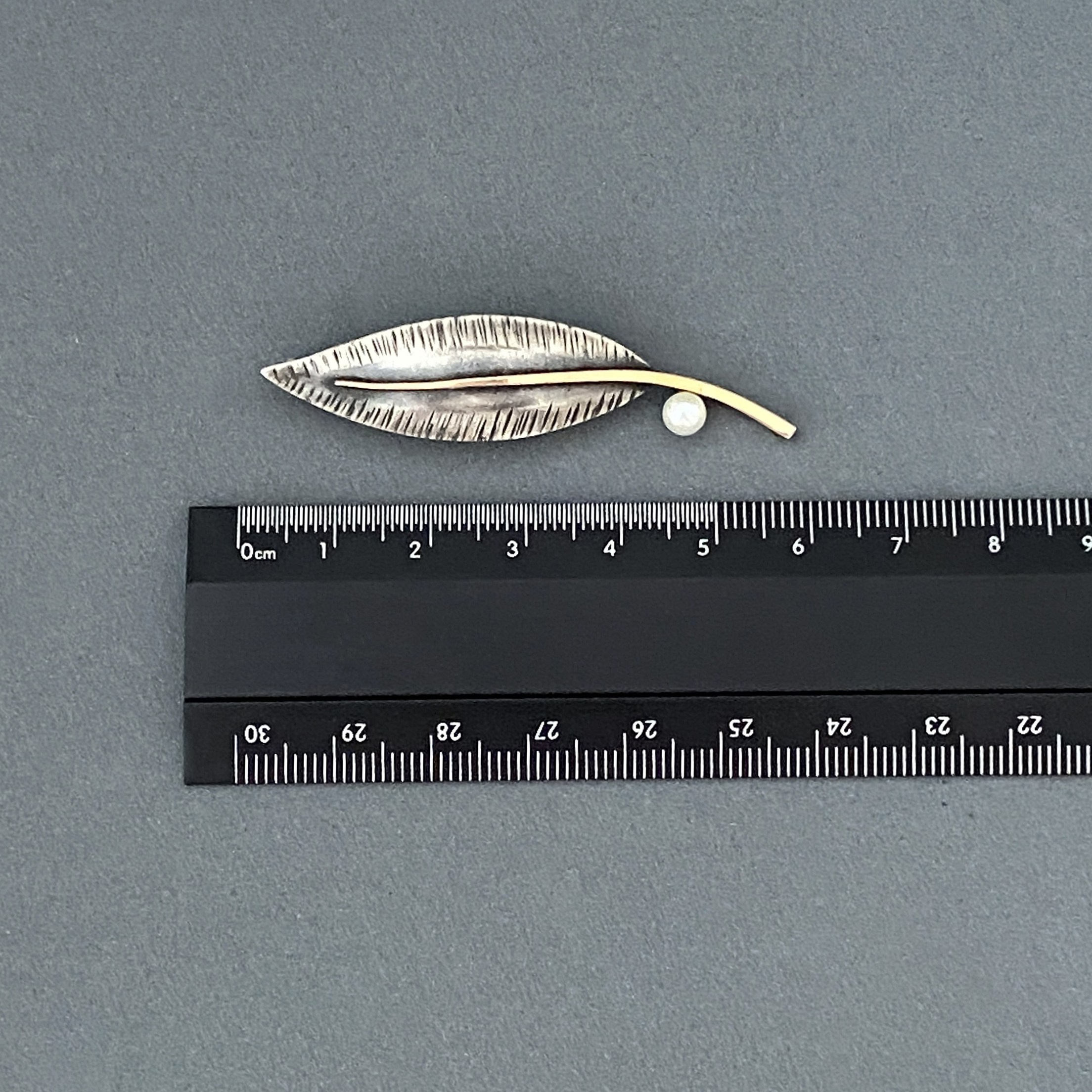 Leaf. Современнные и актикварные украшения в Барселоне, Москве и Санкт-Петербурге