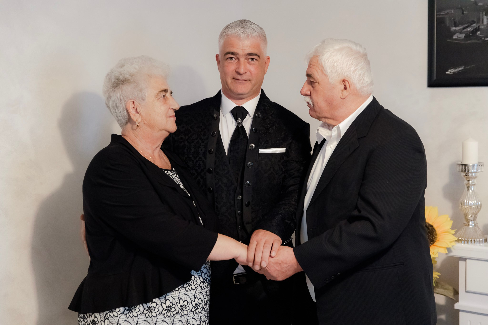 Mihai & Oana. Servicii foto-video profesionale, pentru momente de neuitat