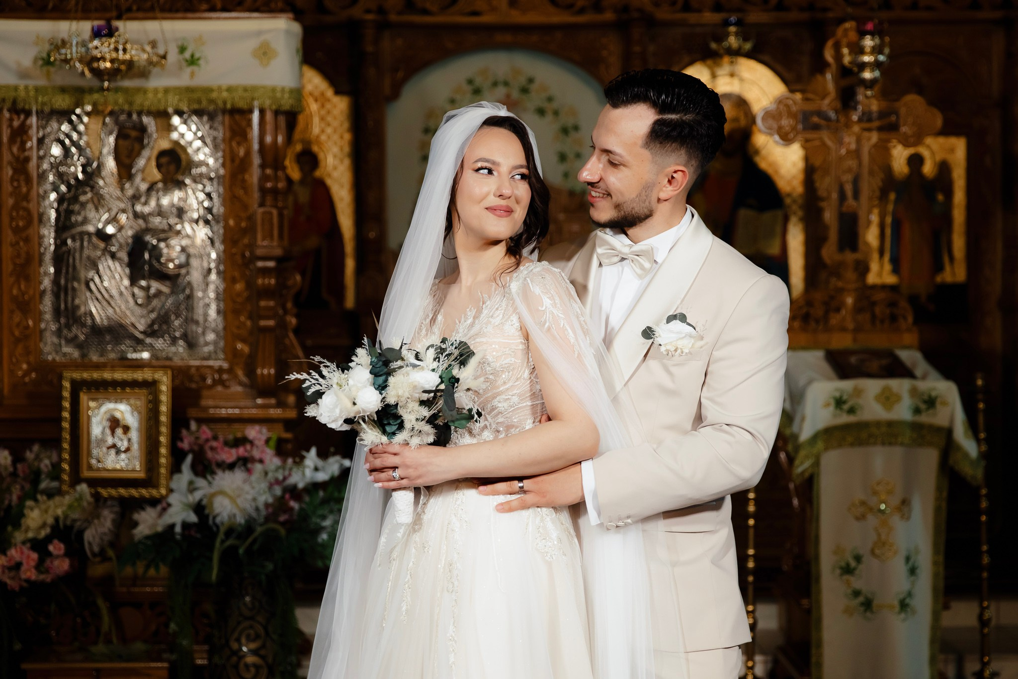 Ioana & Ionuț | Nuntă de poveste la Păstrăvăria Poiana din Mălini județul Suceava. Servicii foto-video profesionale, pentru momente de neuitat