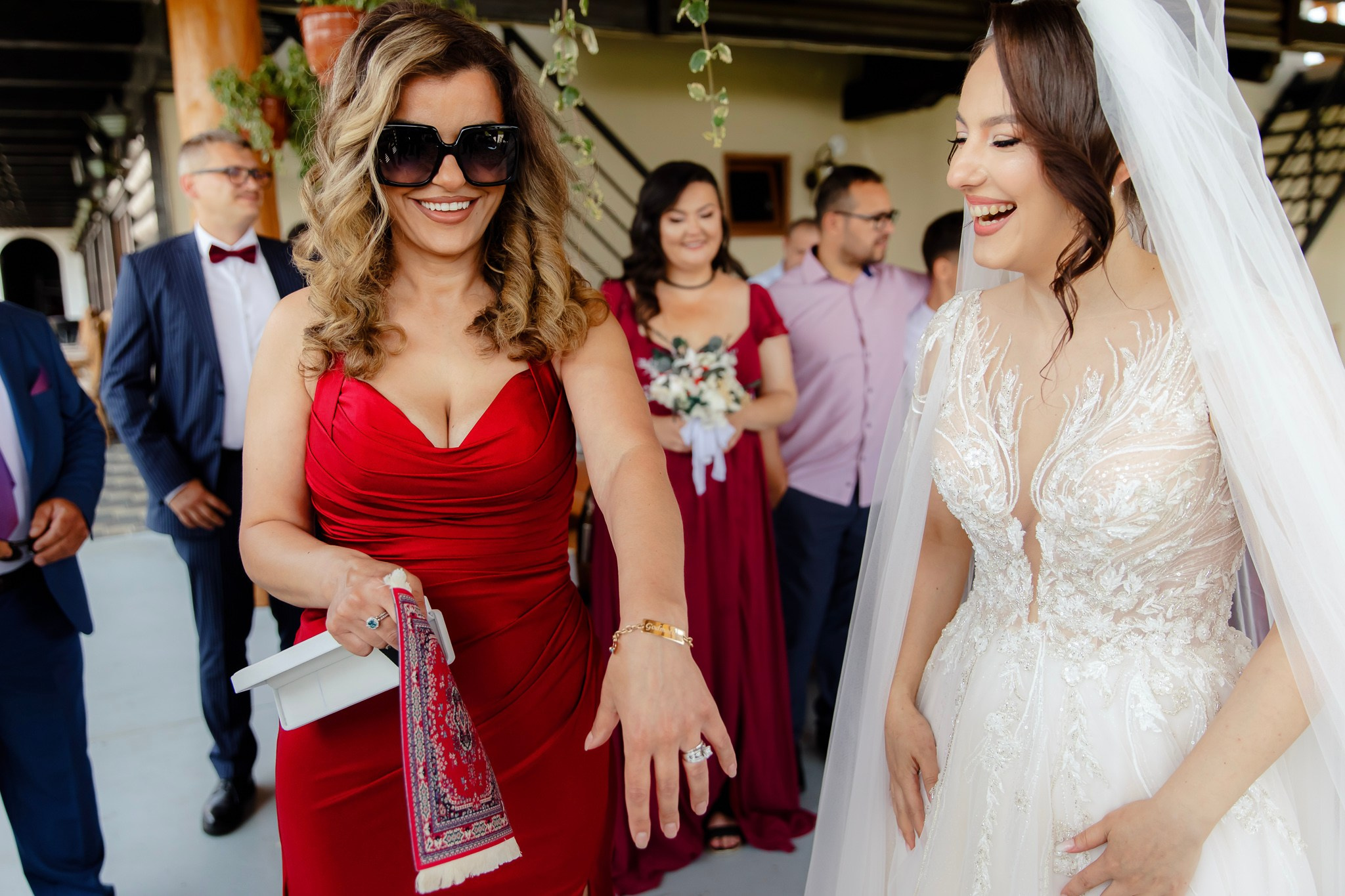 Ioana & Ionuț | Nuntă de poveste la Păstrăvăria Poiana din Mălini județul Suceava. Servicii foto-video profesionale, pentru momente de neuitat