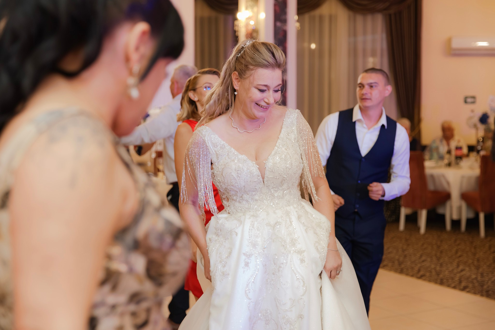 Mihai & Oana. Servicii foto-video profesionale, pentru momente de neuitat