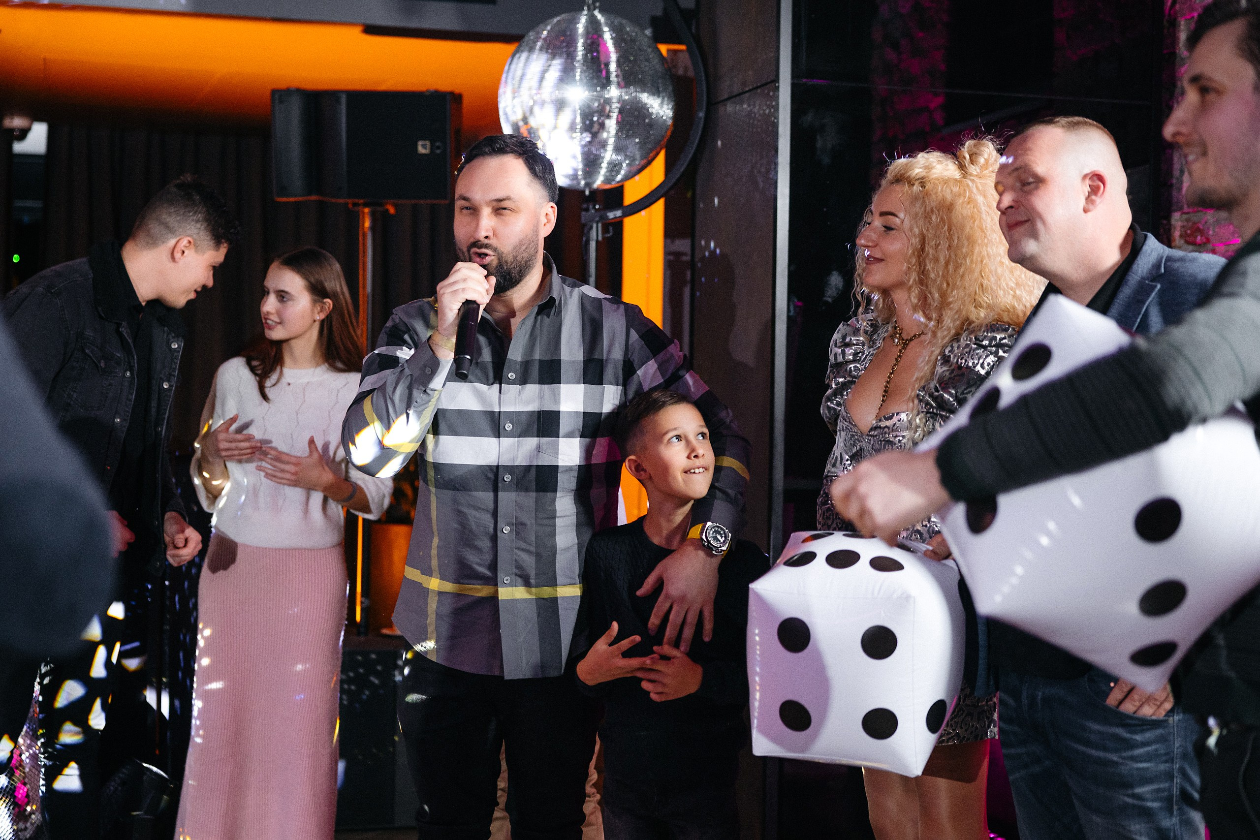 День рождения Карлиса в Риге, Латвии. Евгений Тимофеев | Свадебный и контент-фотограф и видеограф в Риге