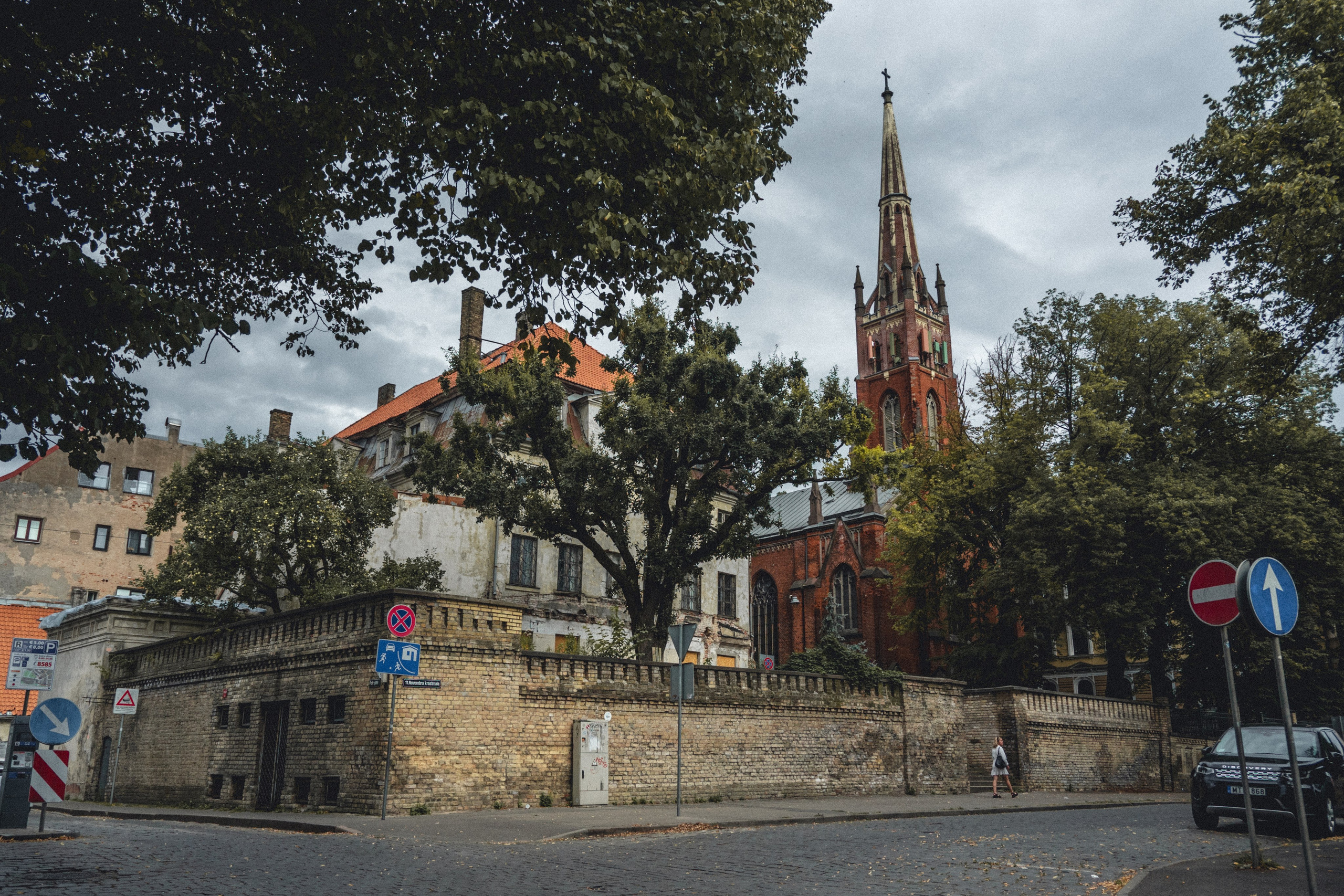 Voyage à Riga. Photographe sur Cote d’Azur. Portraits de familles, couples, enfants, événements