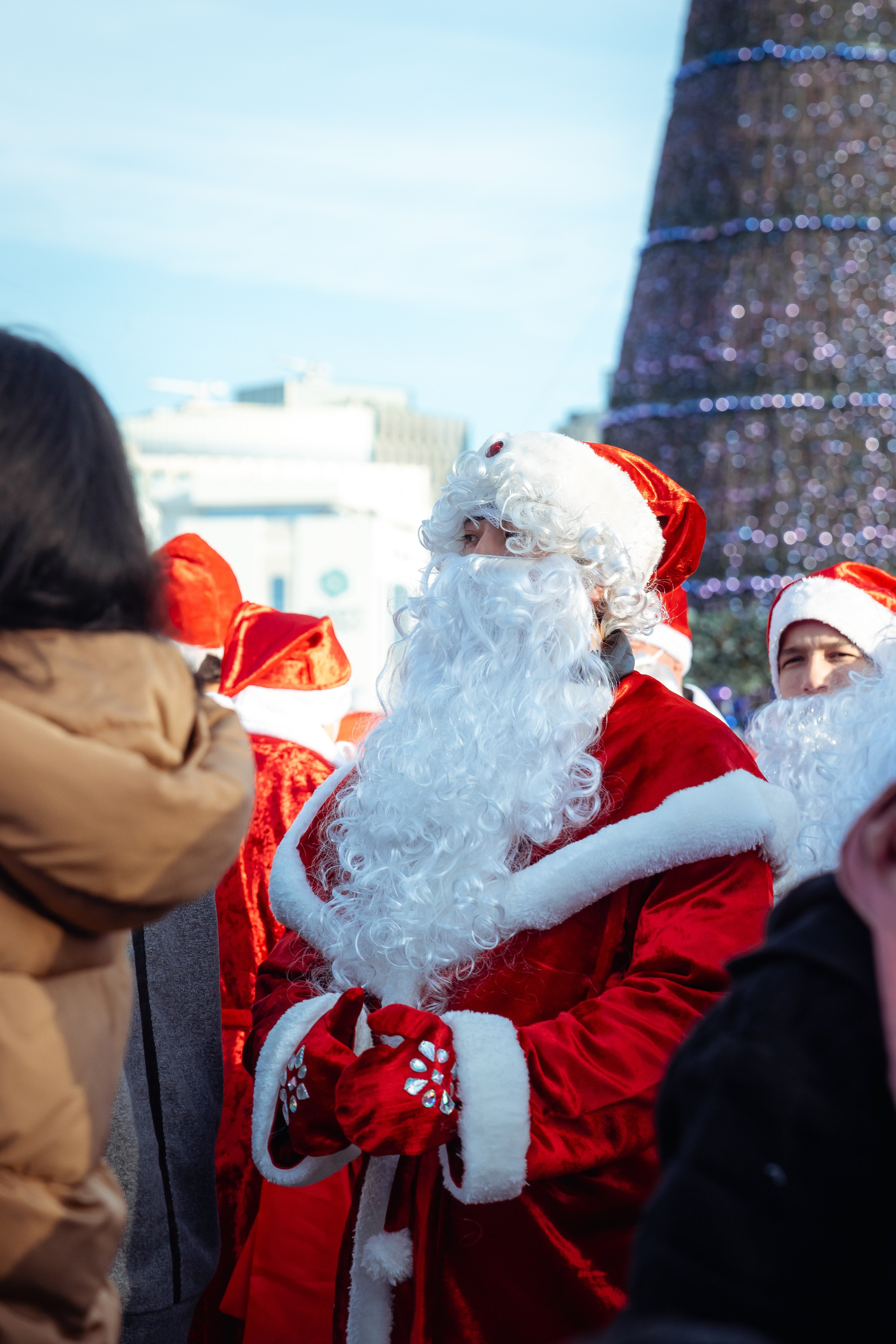 Парад Дедов Морозов. Георгий Намазов | Фотограф в Ташкенте