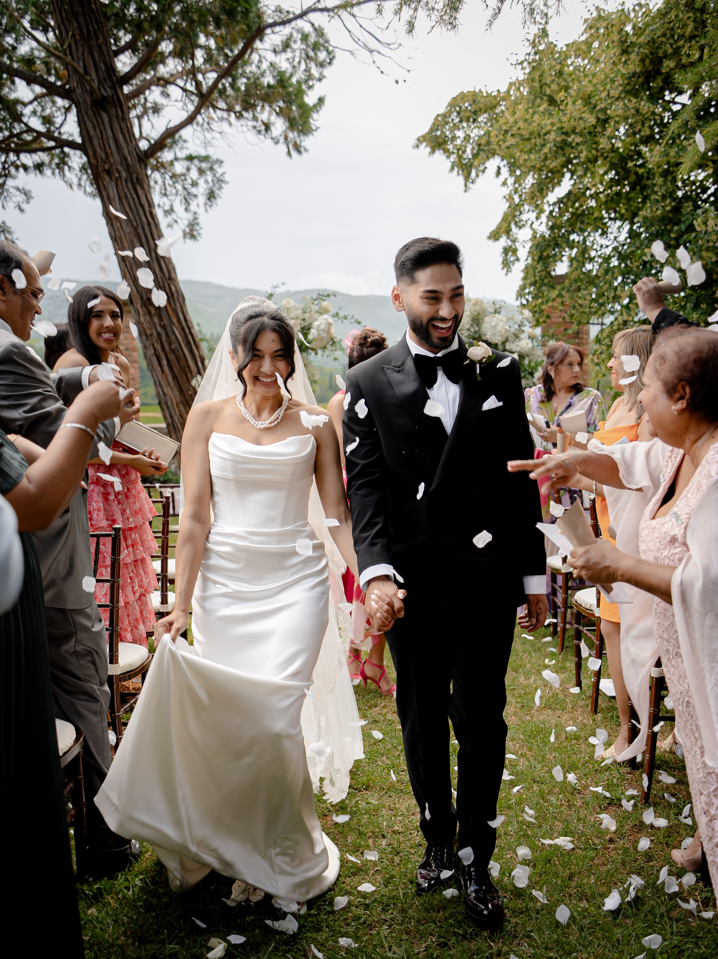 Indian Wedding in Tuscany. Stefano Passerini Editorial Wedding Photographer in Italy