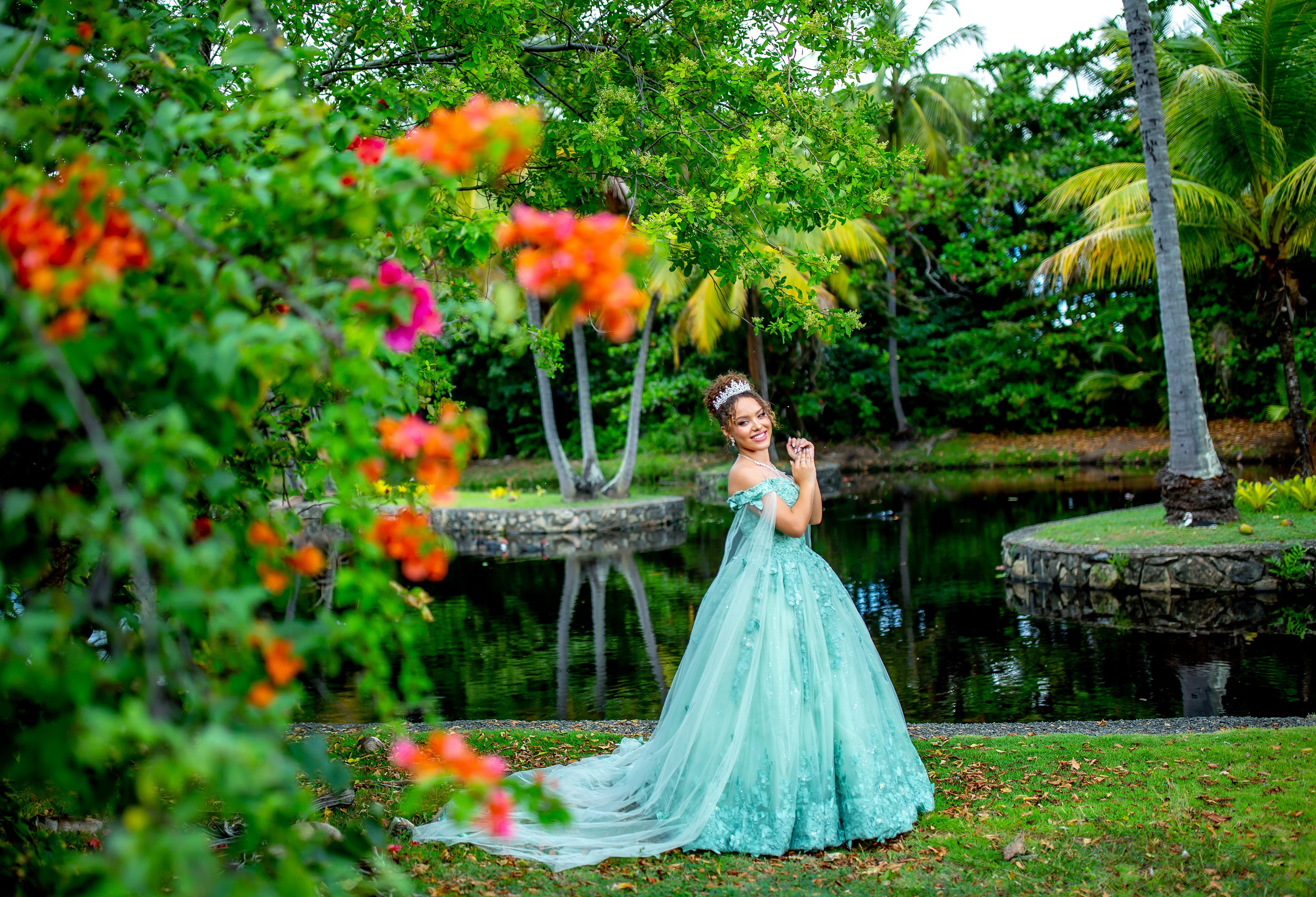 Ensaio Sarah XV Anos. Flavio Nunes Fotografia (Fotografo especializado em Fotografia de 15 Anos e Ensaios)