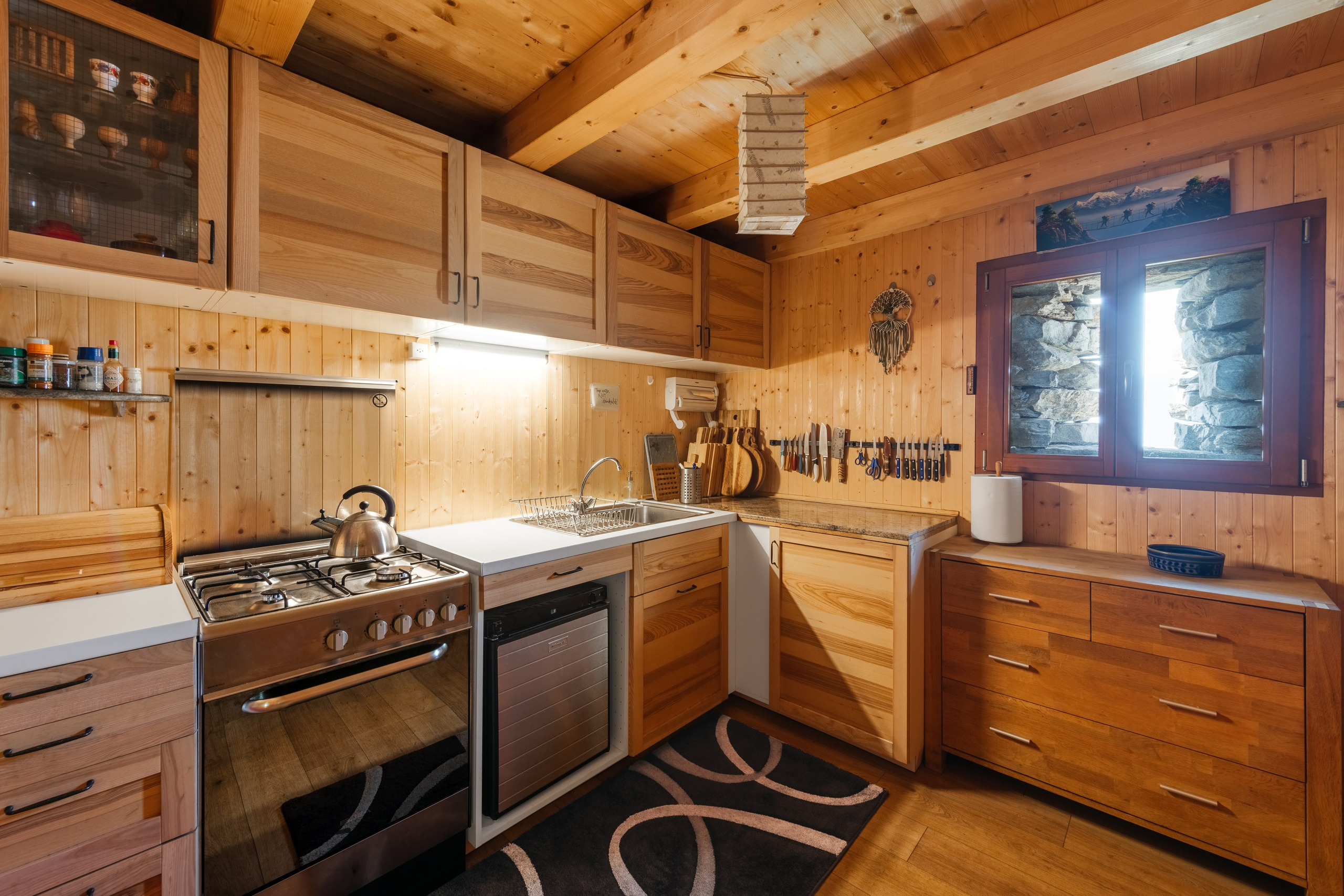 Rustico, VAL RESA, TICINO. Hallo! Ich bin Elena und arbeite als Immobilienfotografin