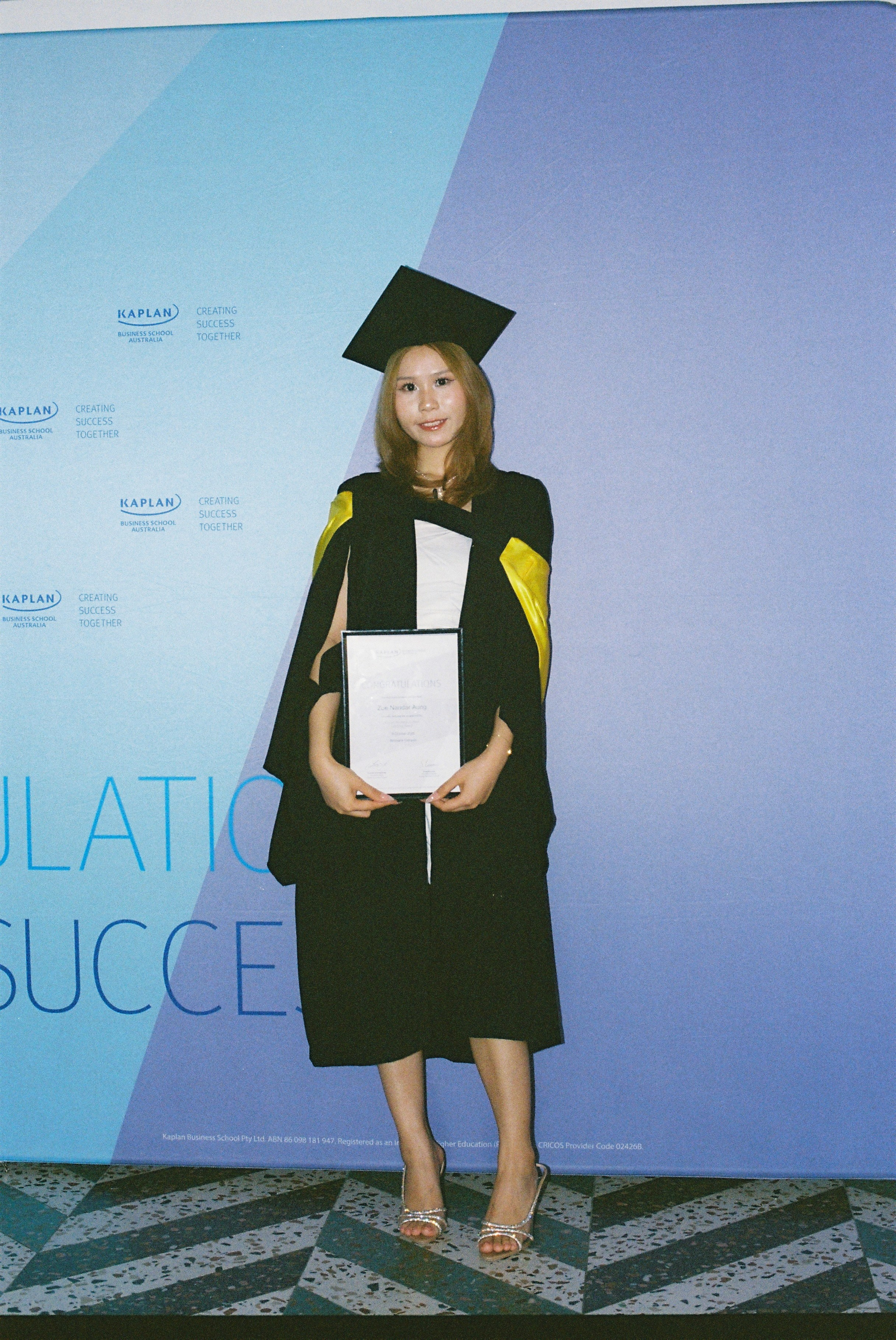 Zue. Film photographer