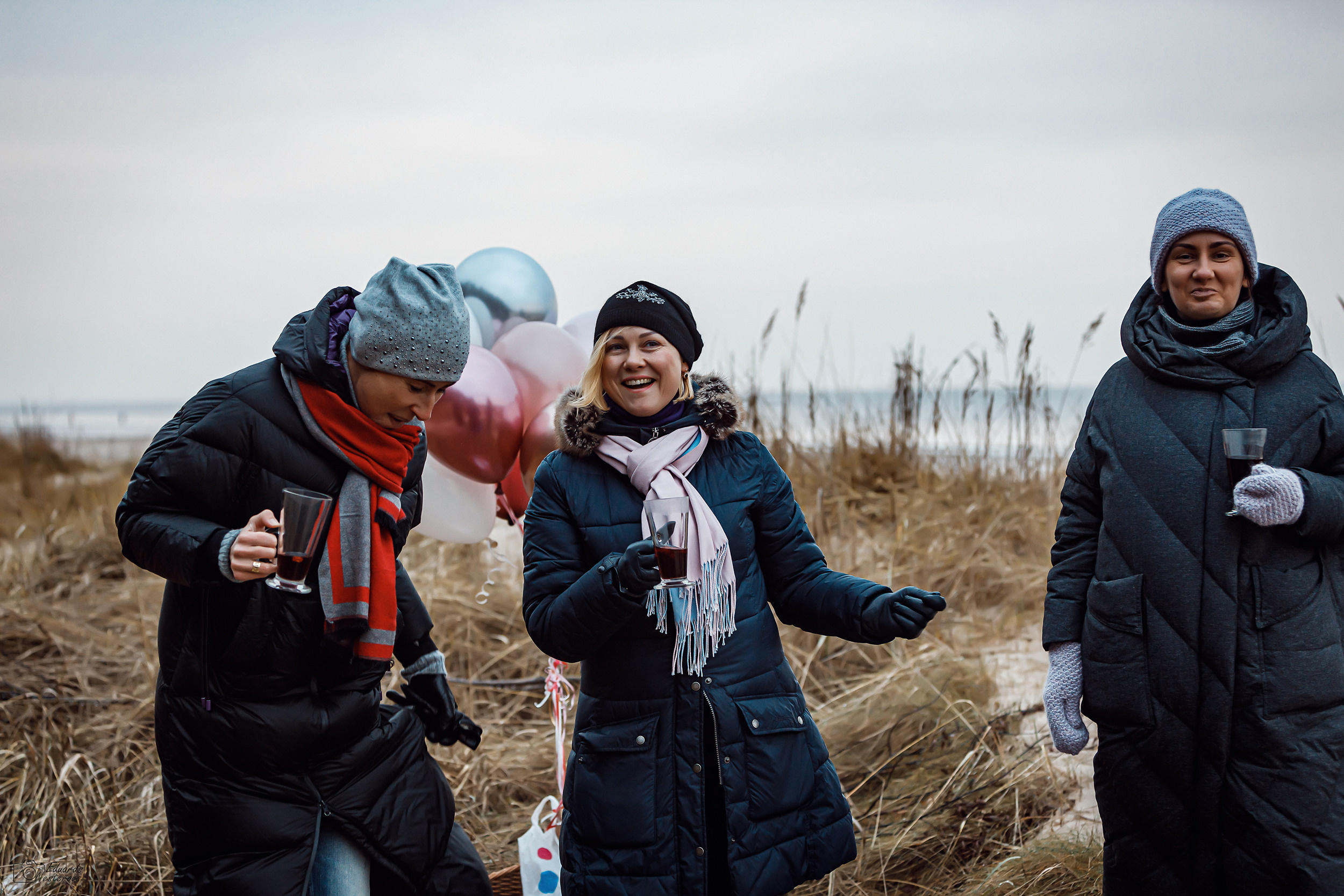 Girlfriends. Photographer Eduard Nesterov