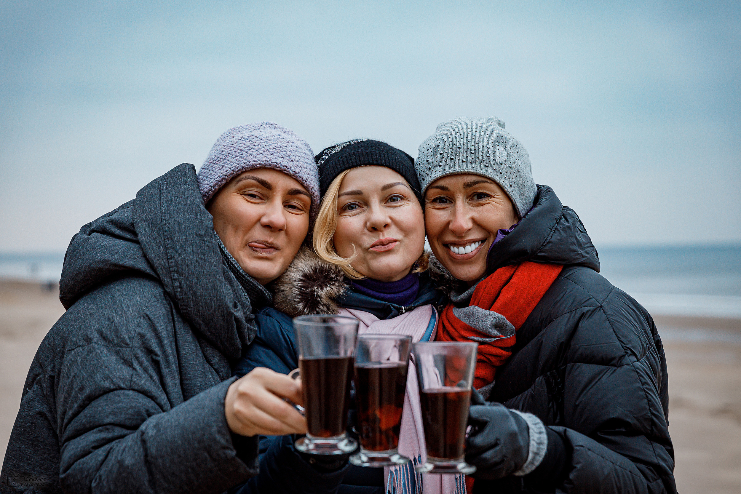 Girlfriends. Photographer Eduard Nesterov