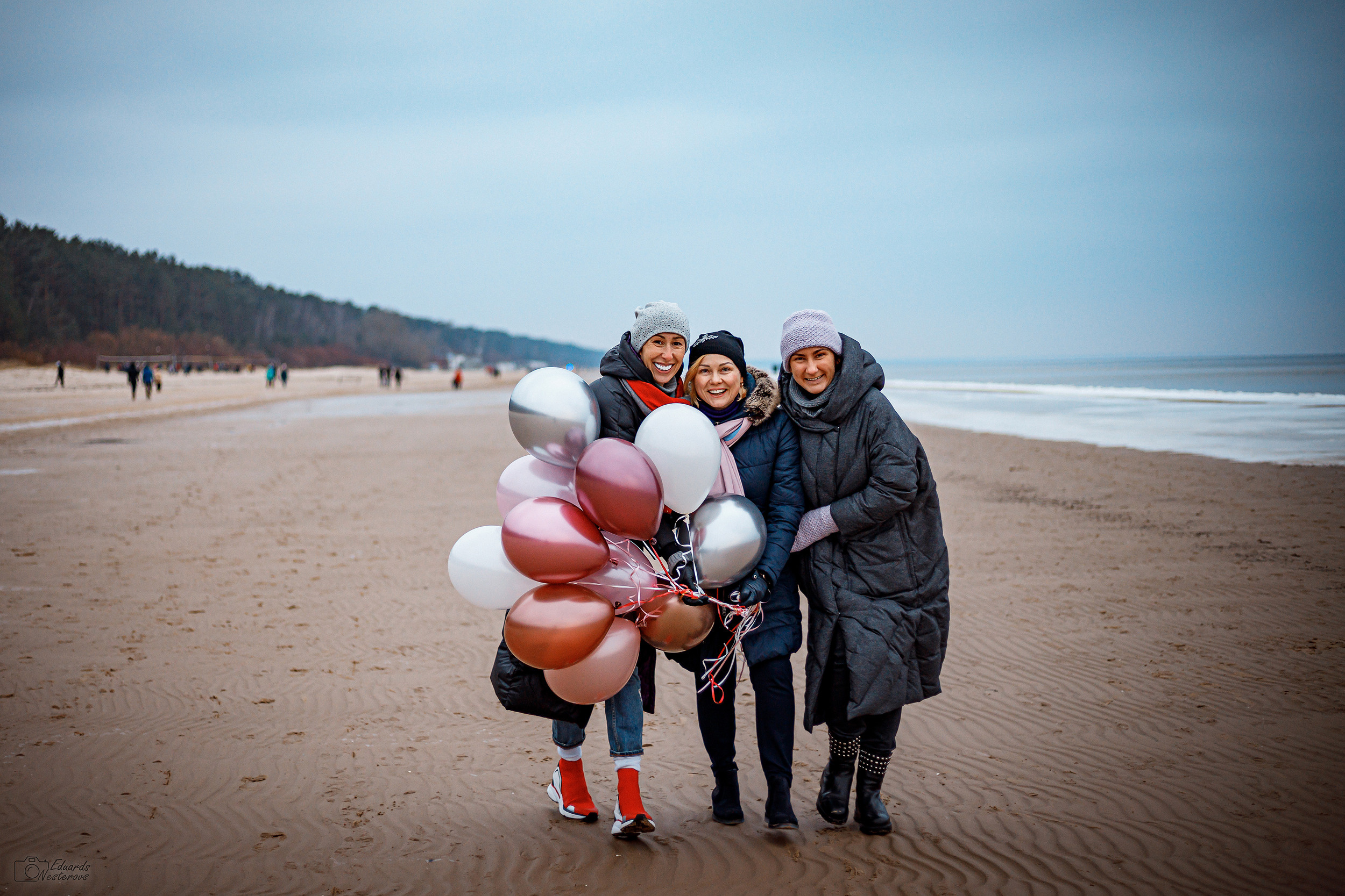 Girlfriends. Photographer Eduard Nesterov