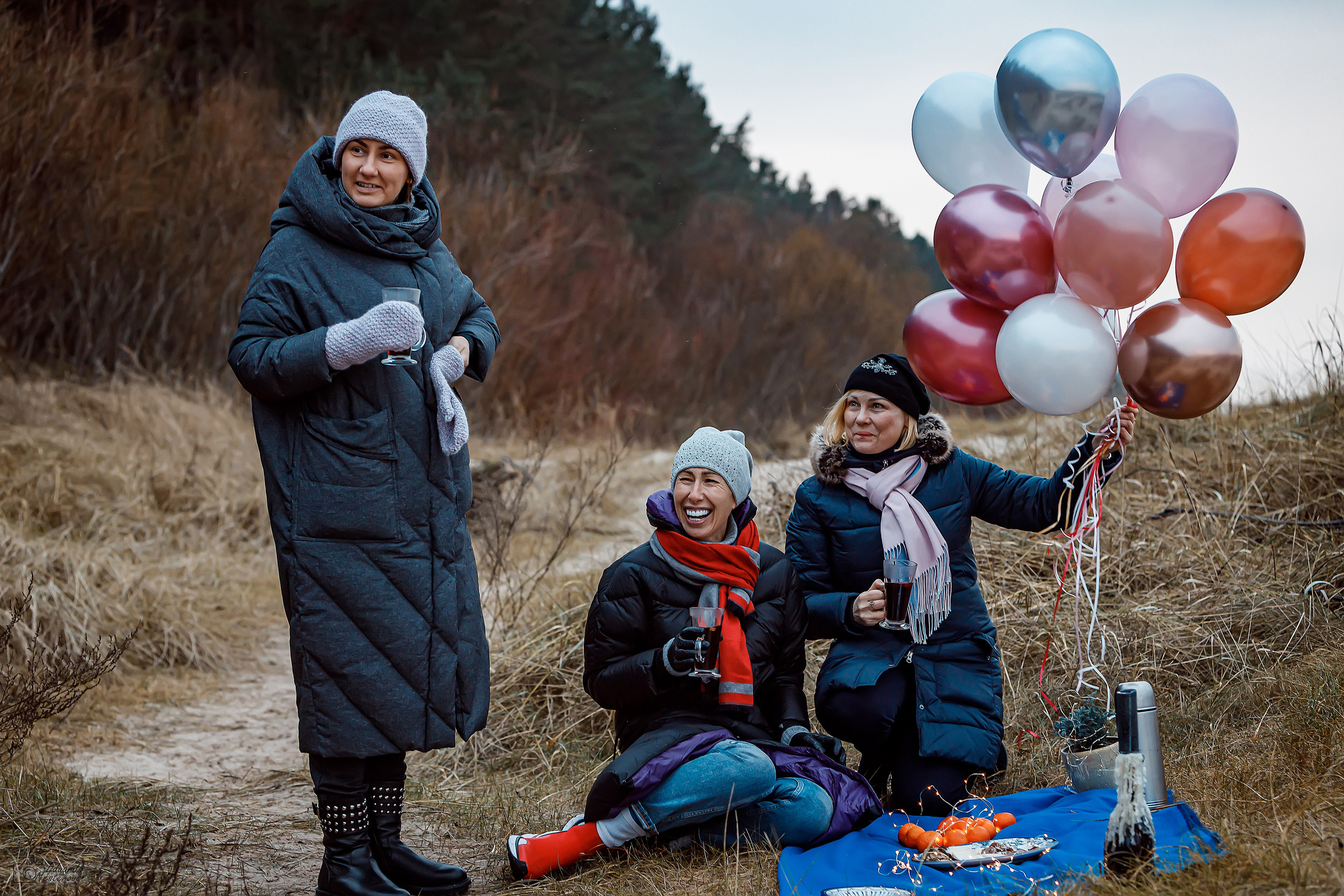 Girlfriends. Photographer Eduard Nesterov