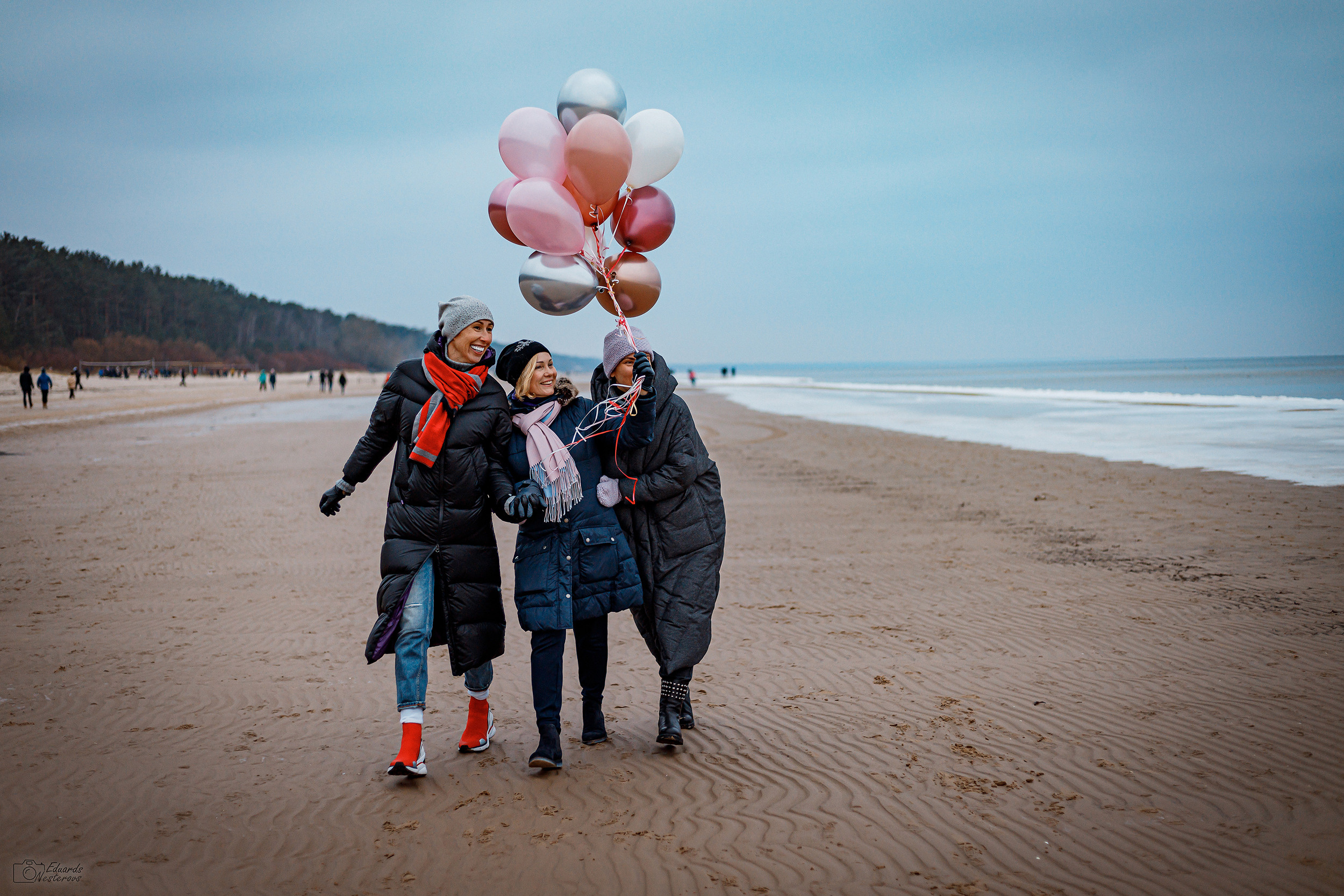 Girlfriends. Photographer Eduard Nesterov