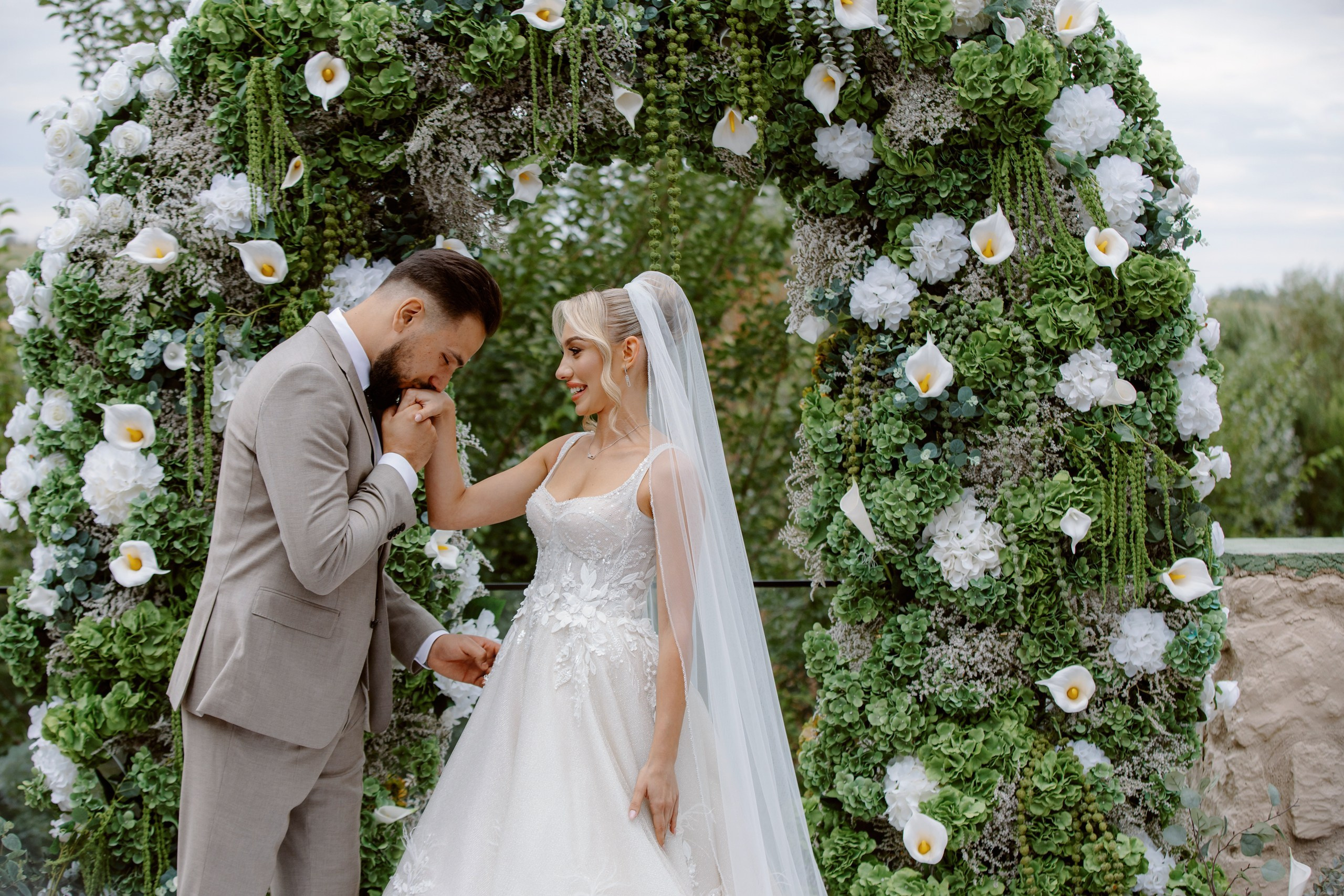 Dragos & Valeria — Lago Event Park Wedding. Iurkovski PHOTOGRAPHY in Europe. Luxury destination weddings and events