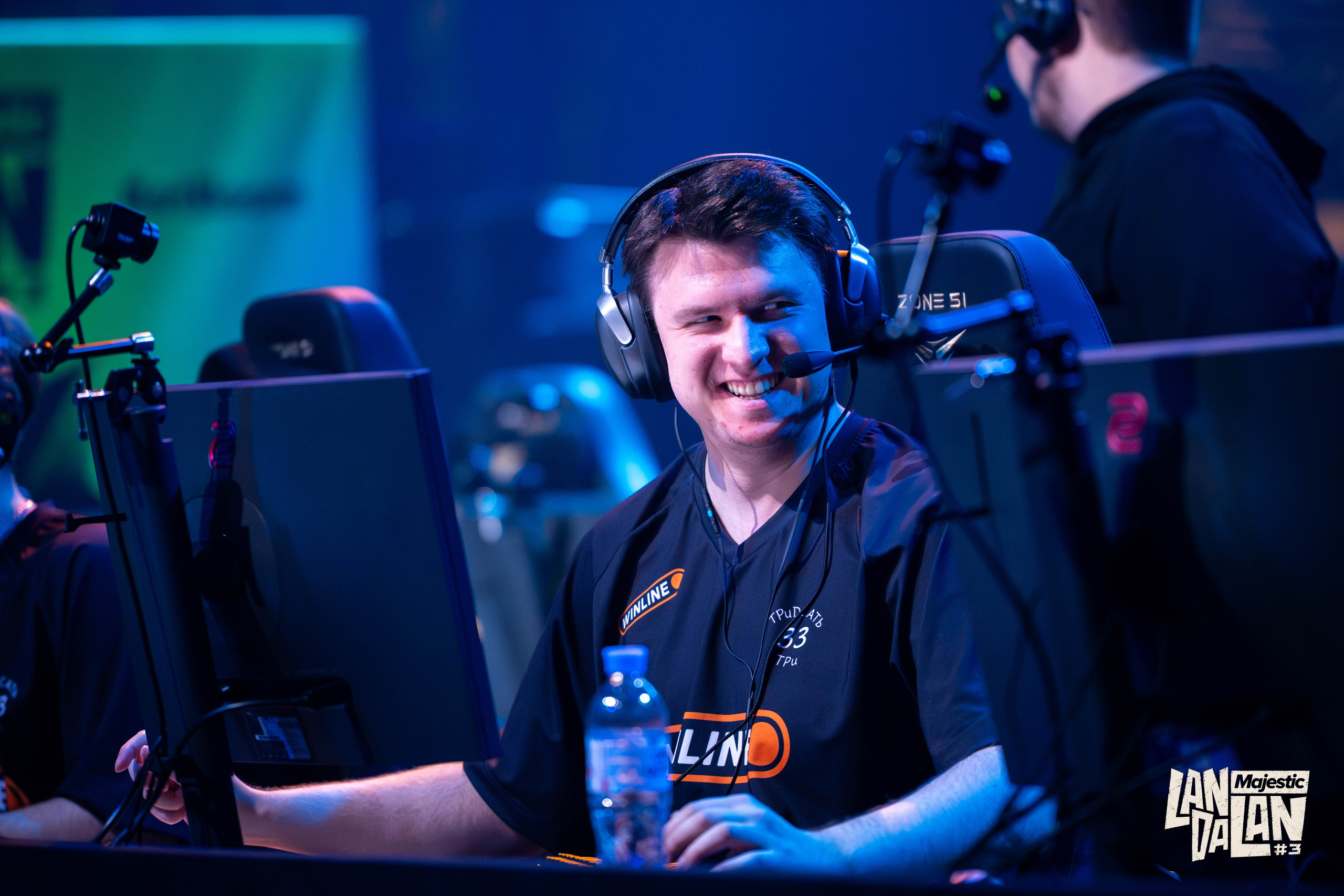 LanDaLan & FRAG & GLuck Yungstar & UCA