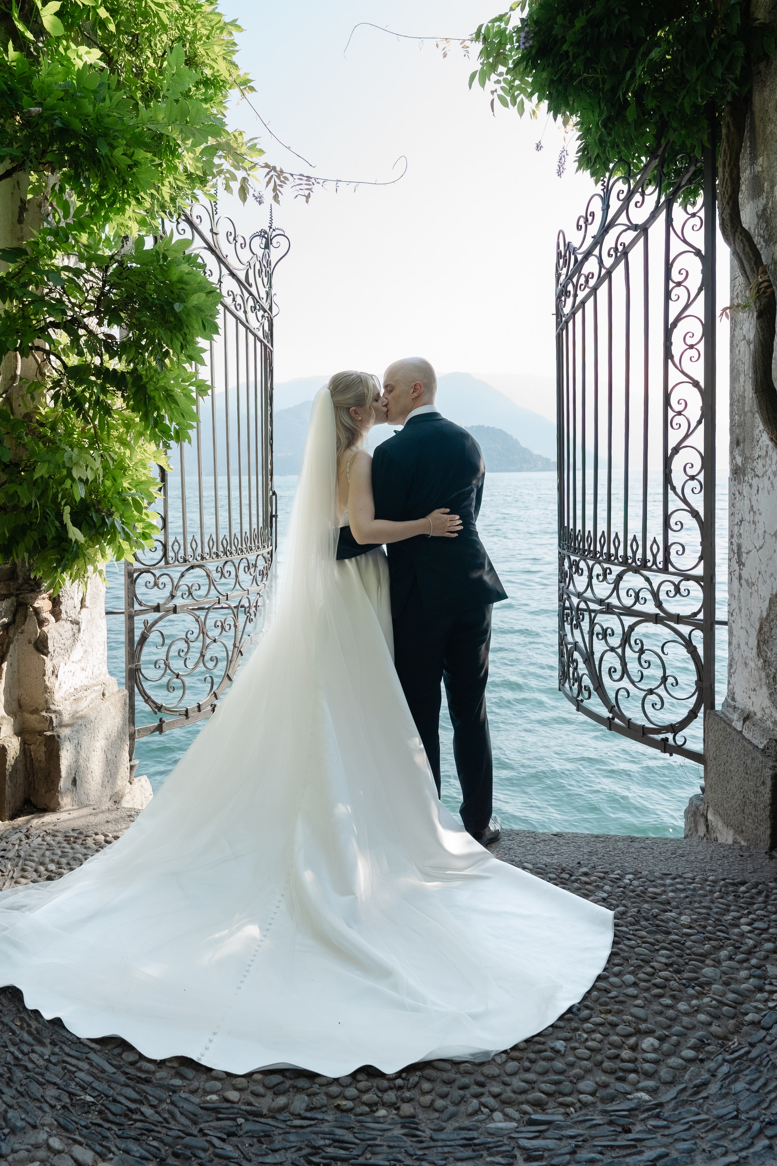 SIMONA AND SERDJIO_VILLA CIPRESSI_LAKE COMO. PHOTOGRAPHER IN ITALY