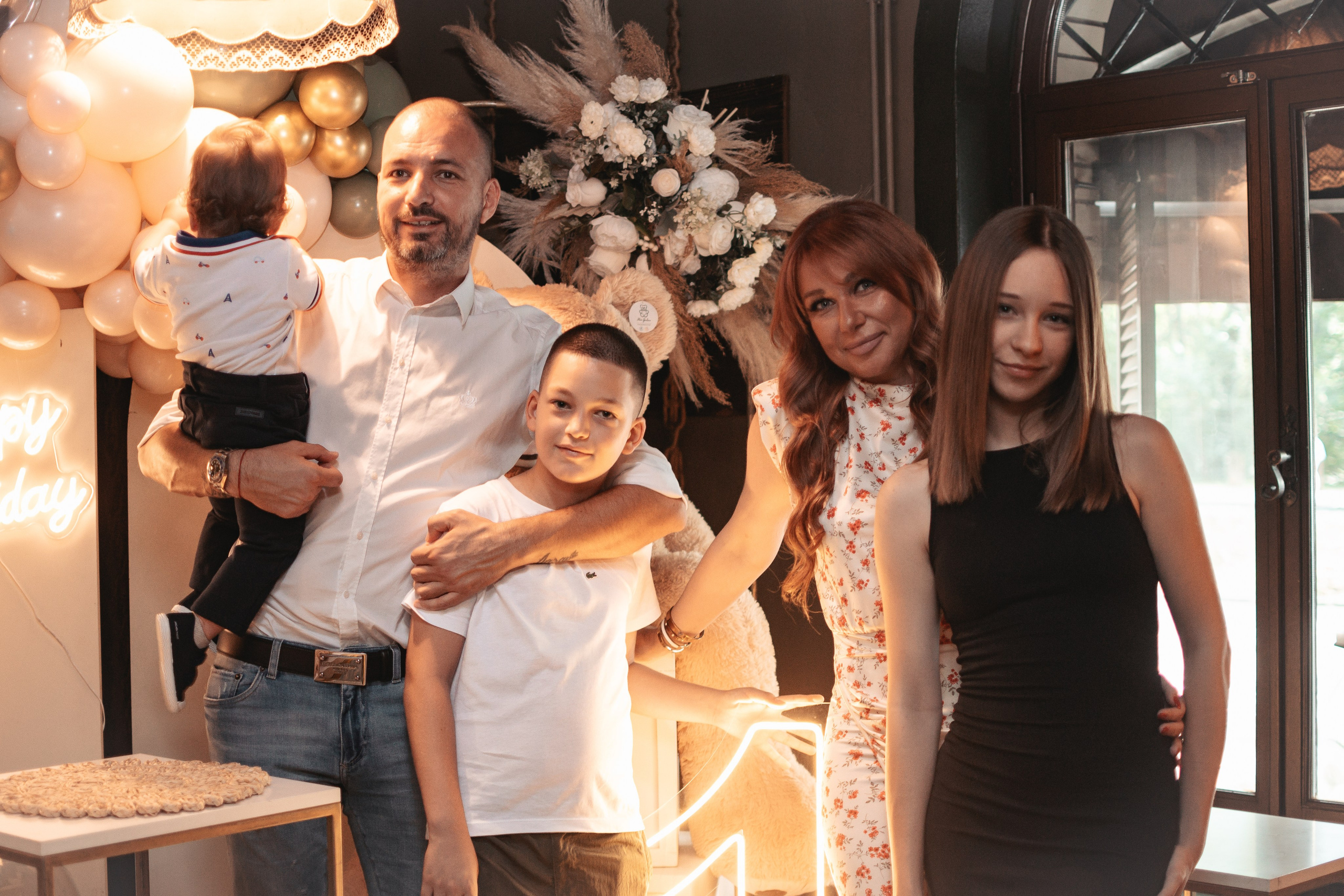 Lazar, krštenje i rođendan. BambinaaPhotography