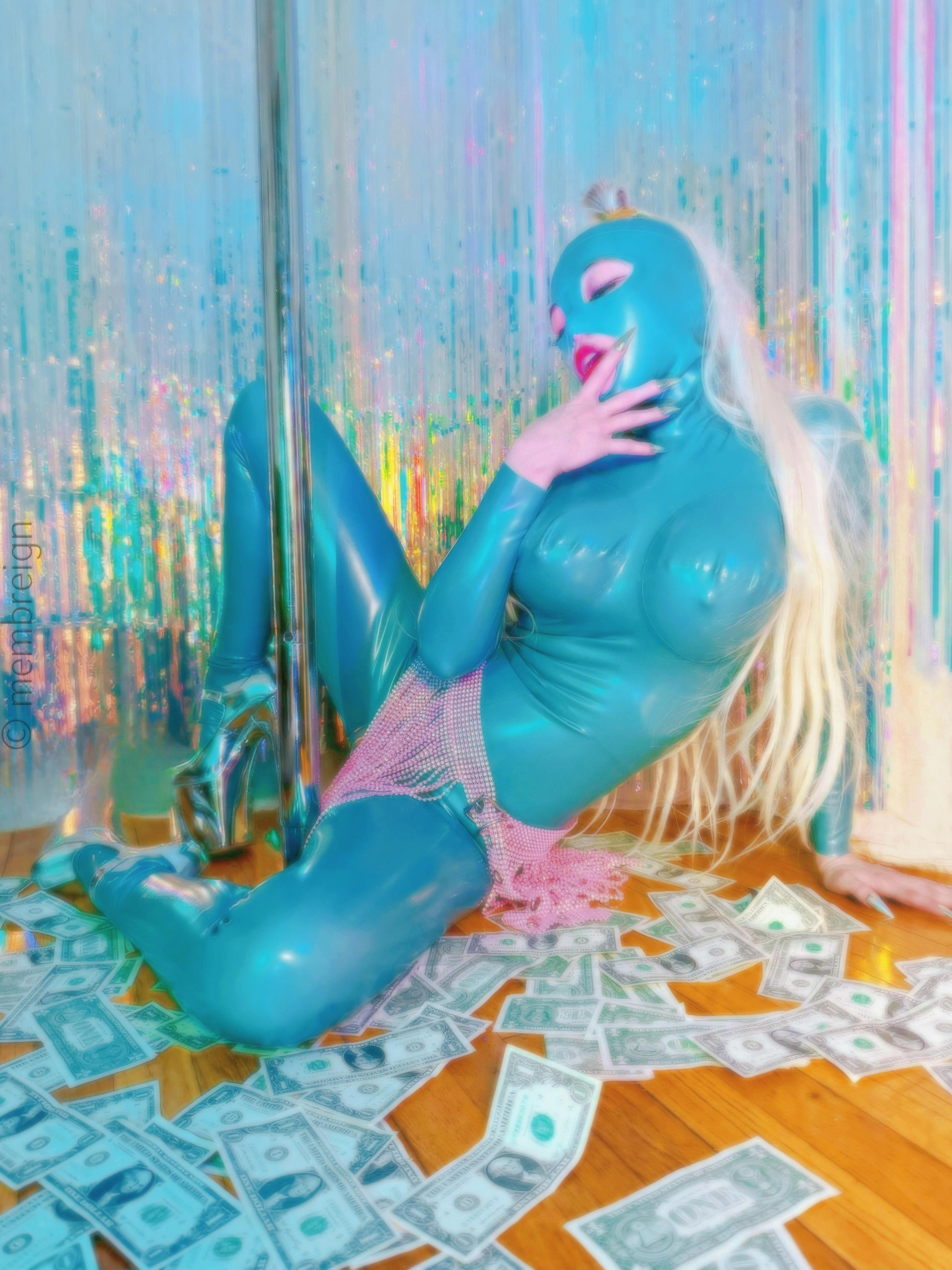 Look at me. Membreign