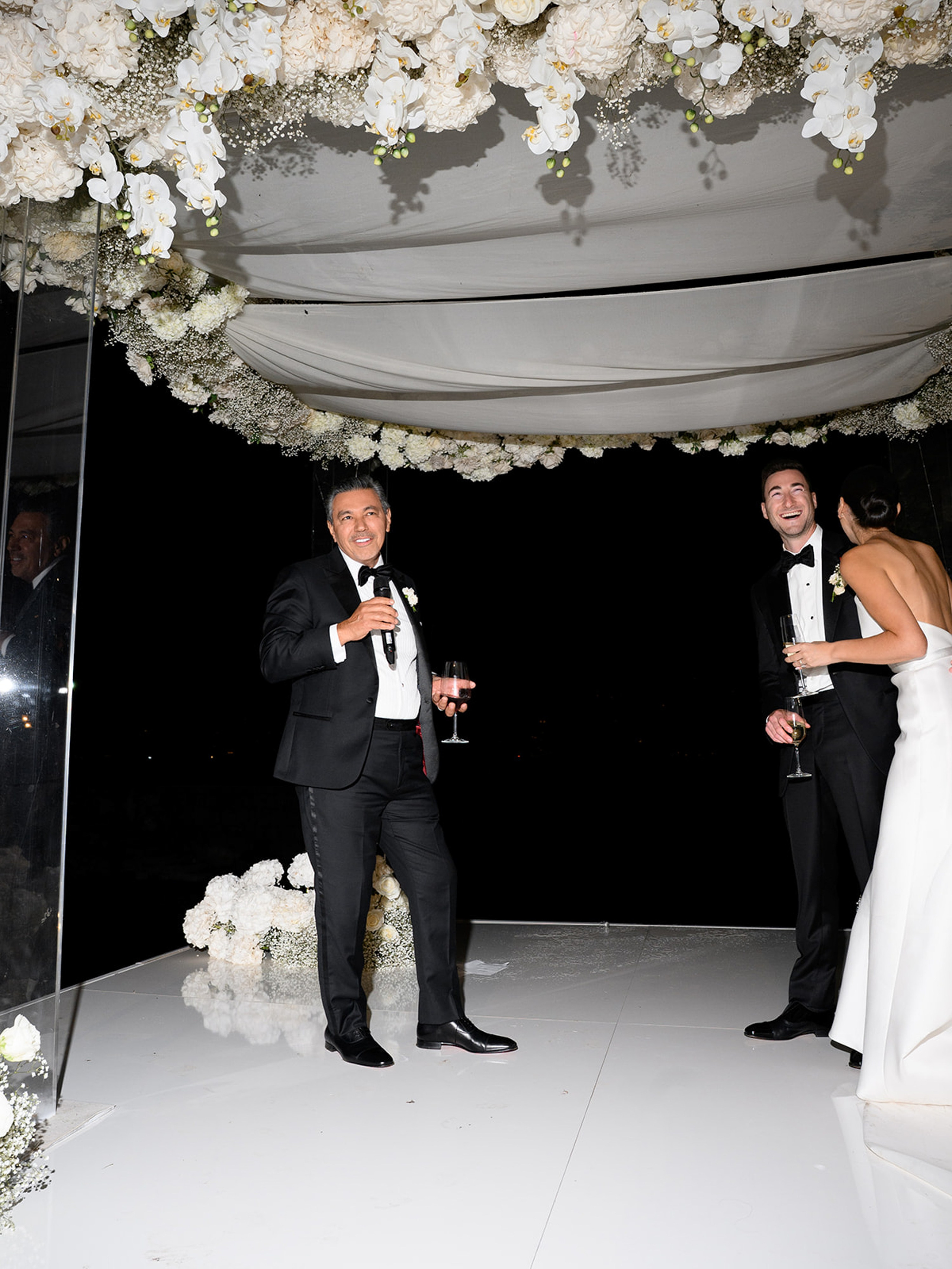 SYDNEY & REED. Bakasphoto wedding and lifestyle photography Latvia and Worldwide